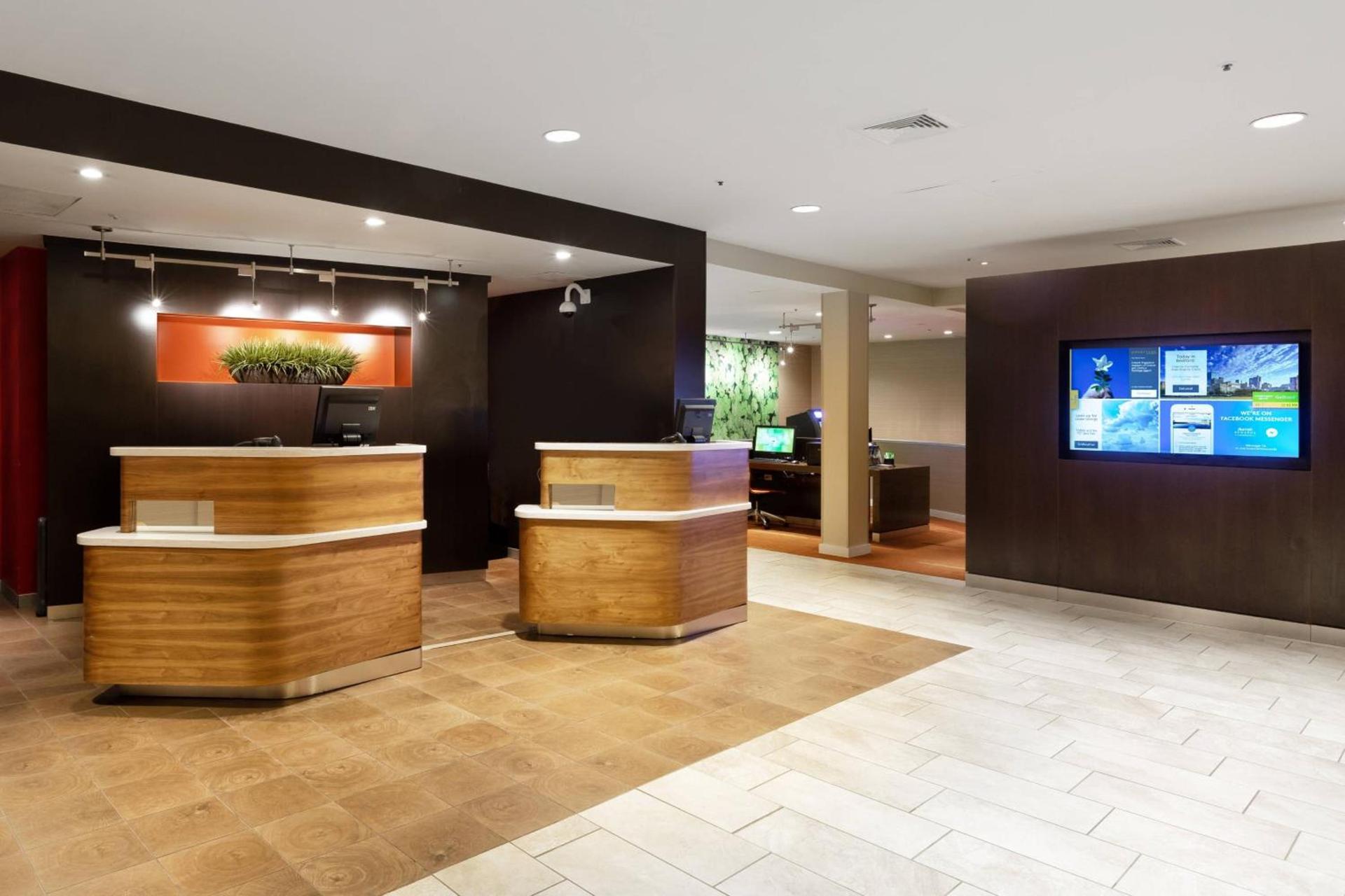 Courtyard by Marriott Dallas-Fort Worth/Bedford photo 6