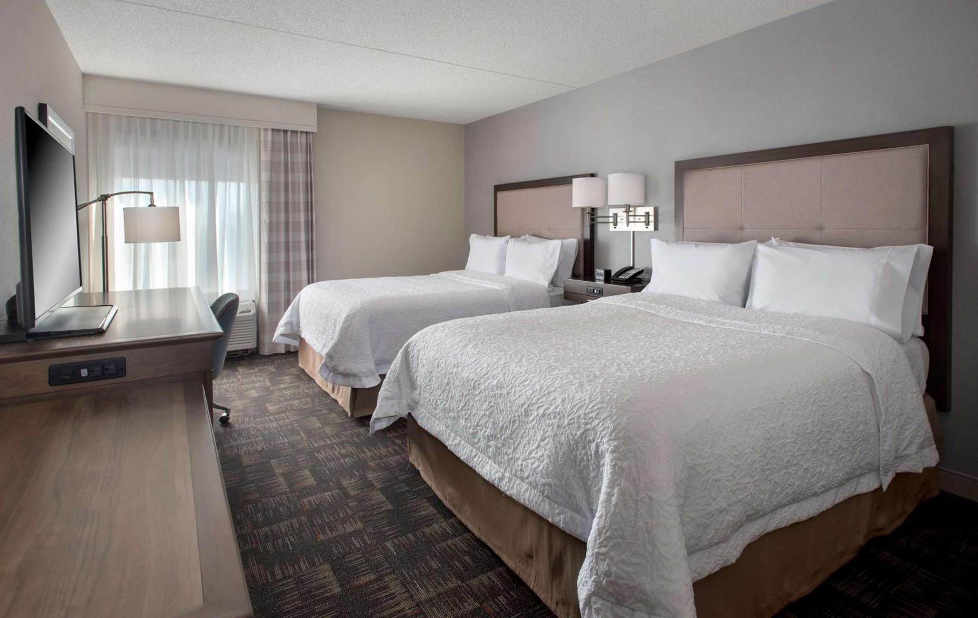 Hampton Inn Boston Logan Airport photo 14