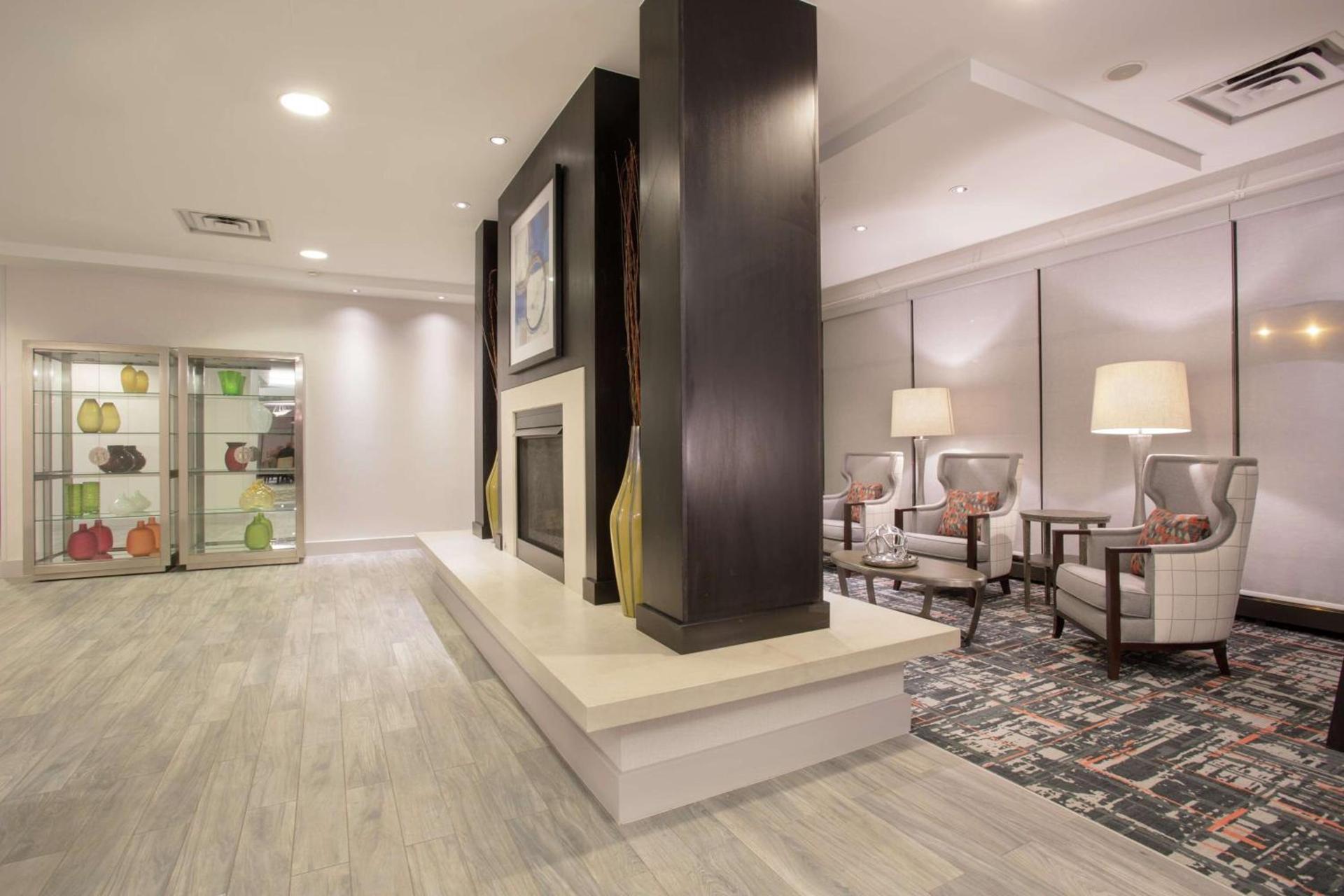 Hampton Inn & Suites Denver-Downtown photo 4
