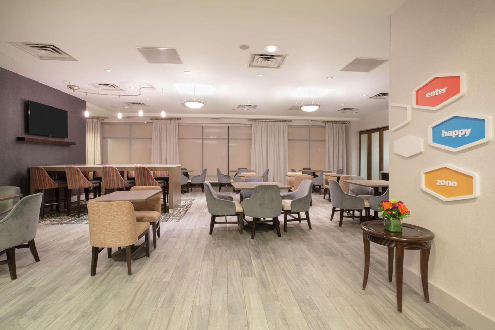 Hampton Inn & Suites Denver-Downtown photo 5
