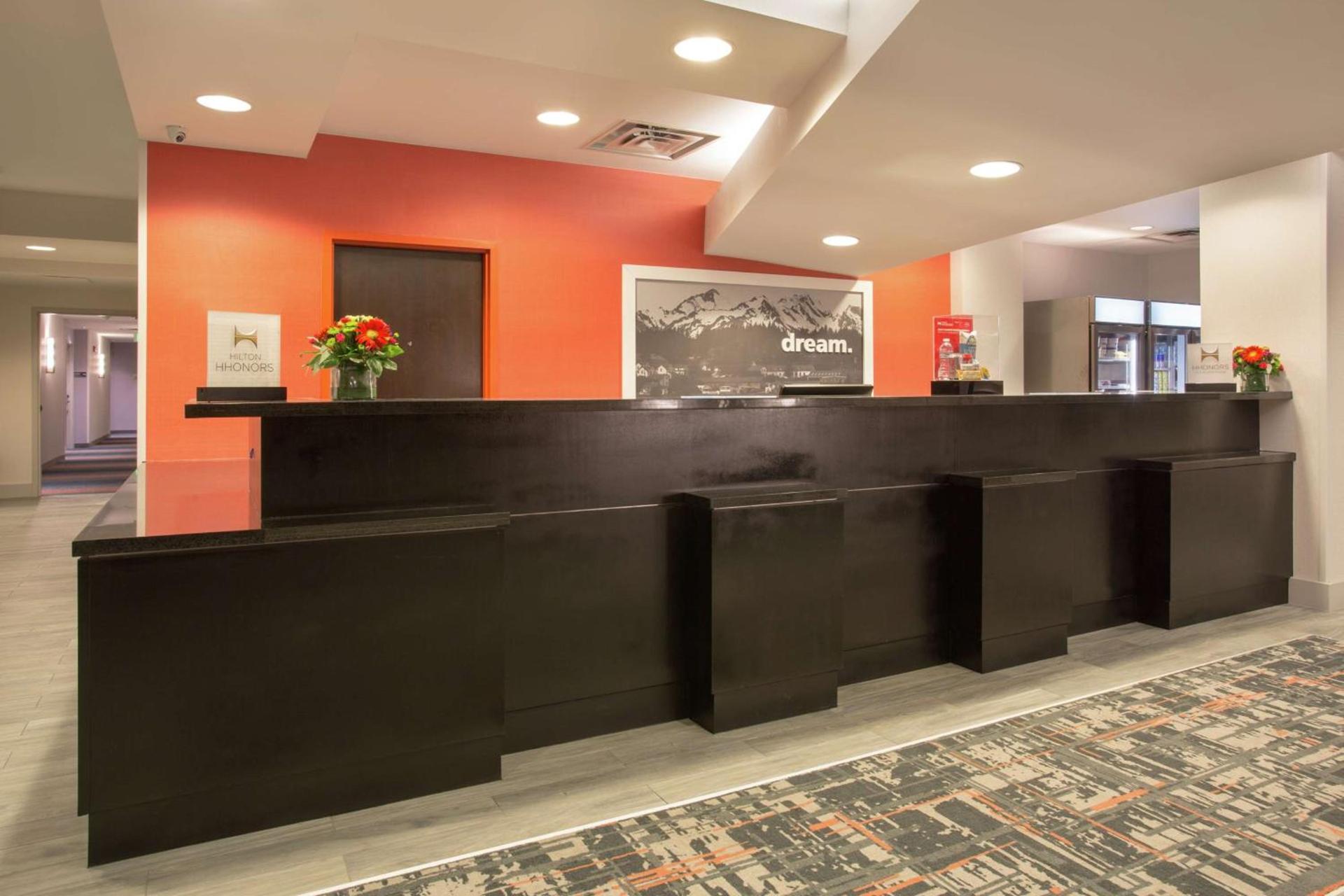 Hampton Inn & Suites Denver-Downtown photo 8