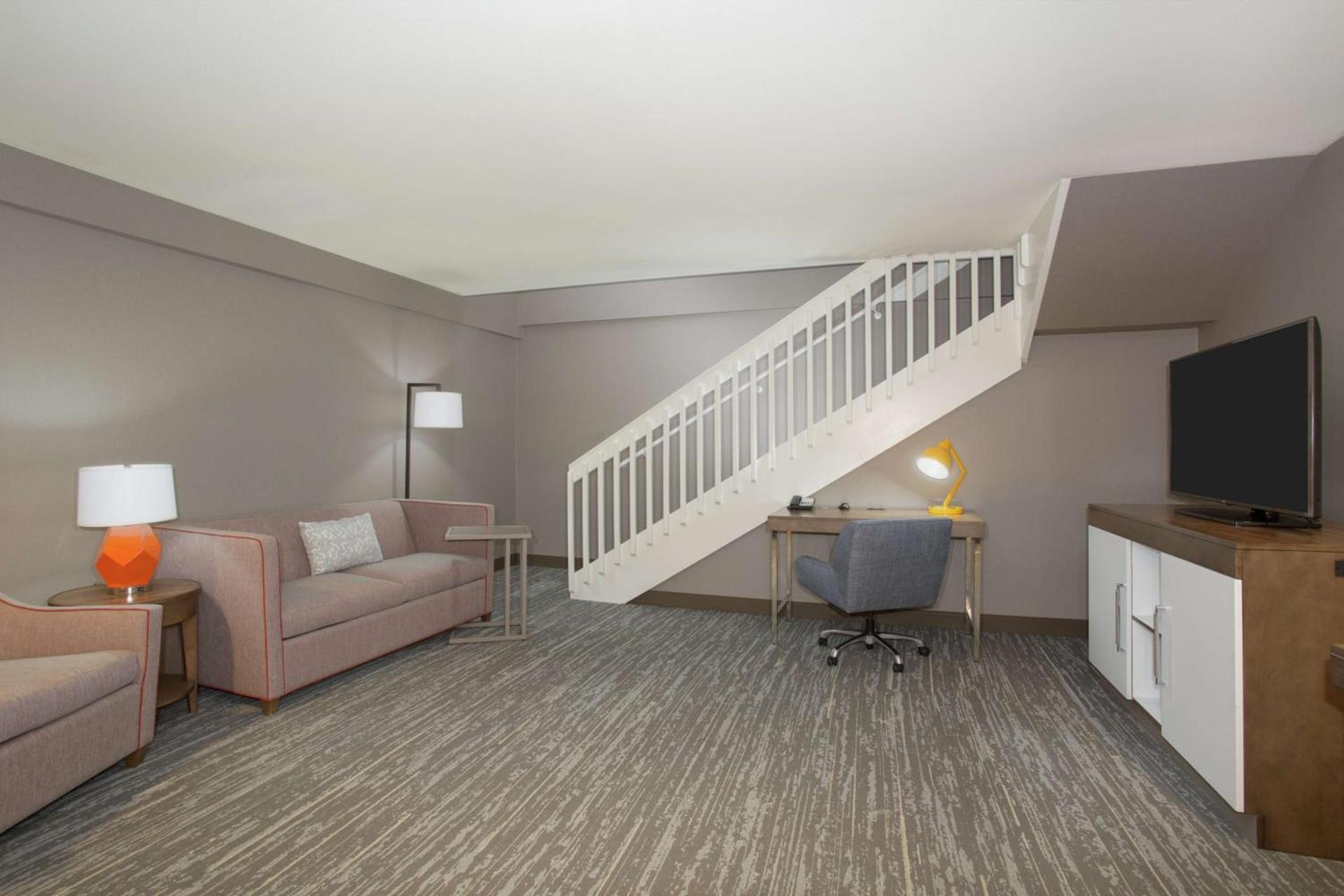 Hampton Inn & Suites Denver-Downtown photo 26
