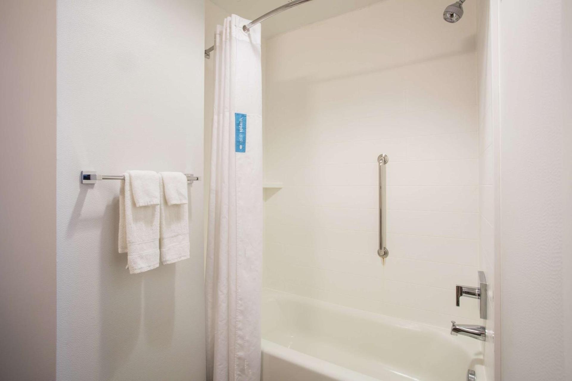 Hampton Inn & Suites Denver-Downtown photo 34