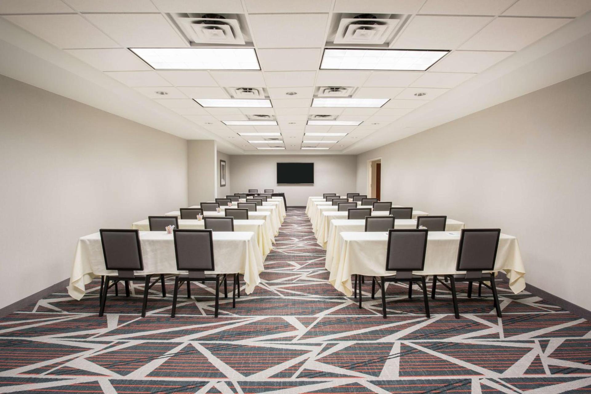 Hampton Inn & Suites Denver-Downtown photo 44