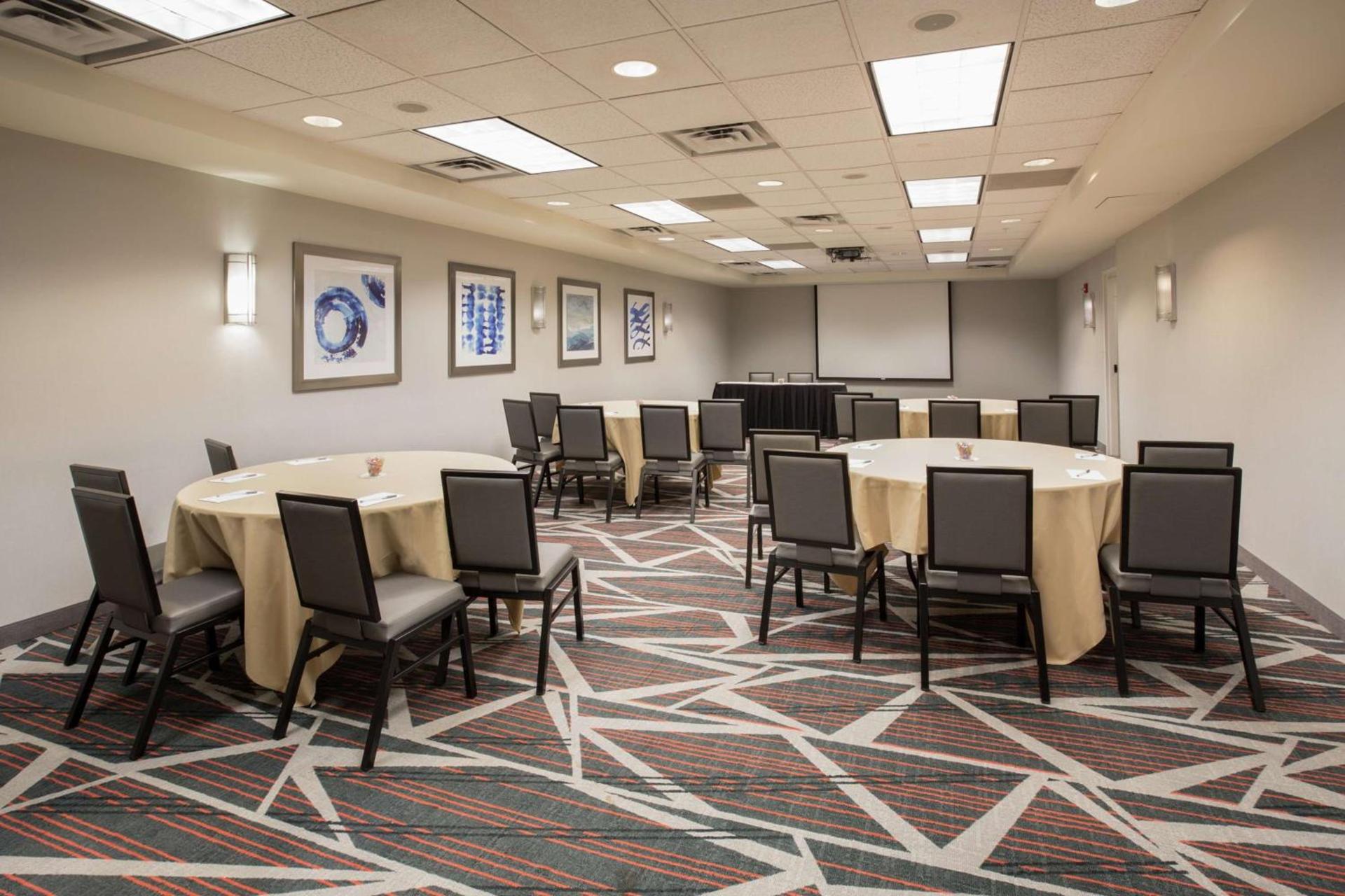 Hampton Inn & Suites Denver-Downtown photo 43