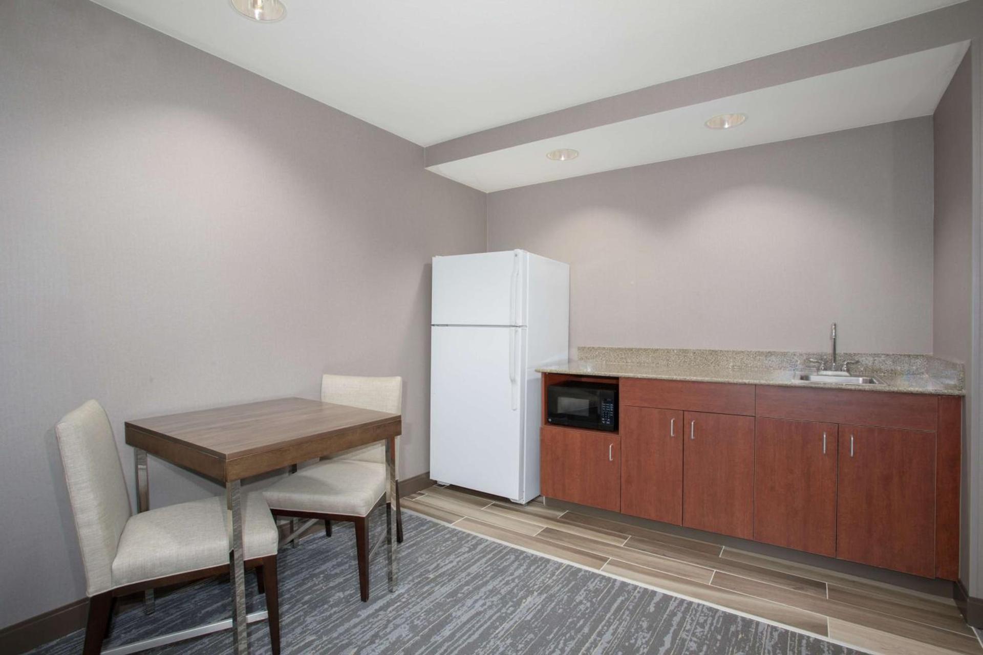 Hampton Inn & Suites Denver-Downtown photo 52