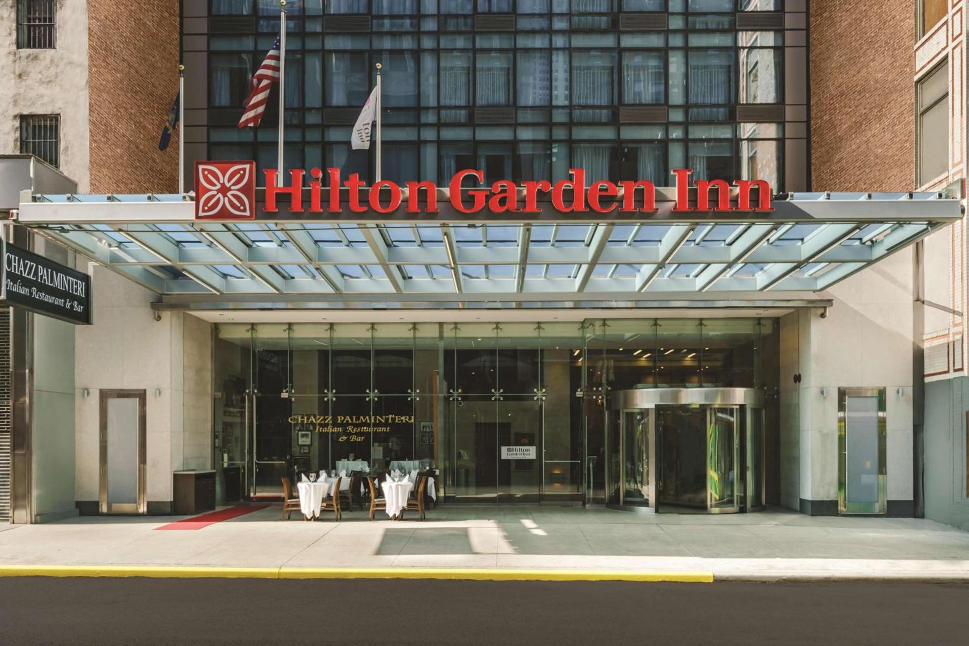 Hilton Garden Inn New York Times Square North photo 1