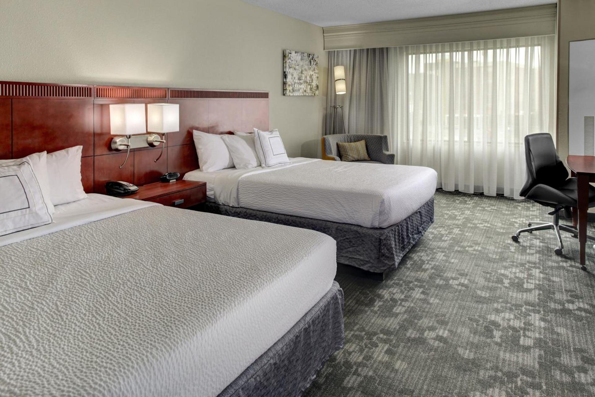 Courtyard by Marriott Anniston Oxford photo 6
