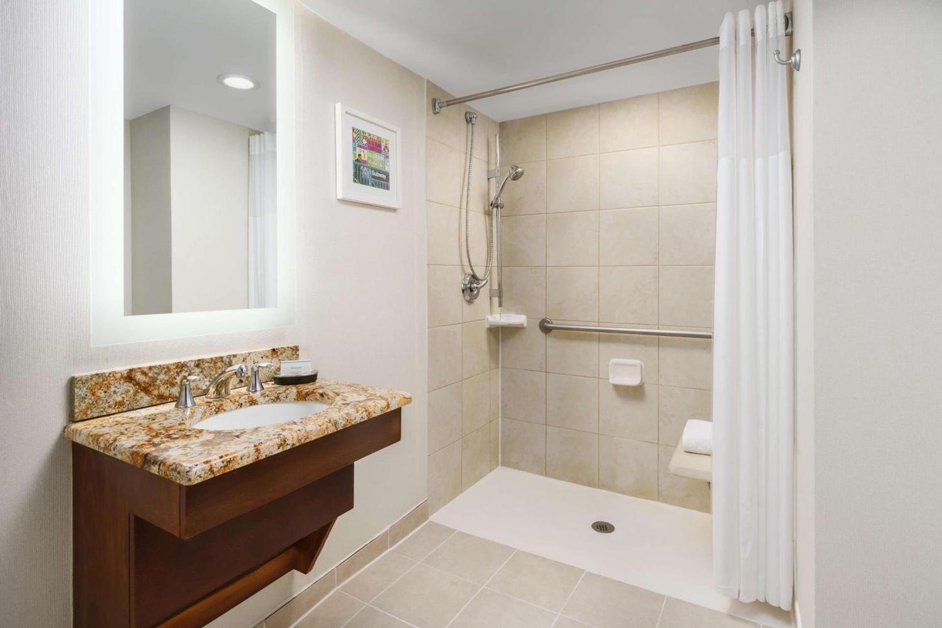 Hampton Inn Manhattan-35th St Empire State Bldg photo 18