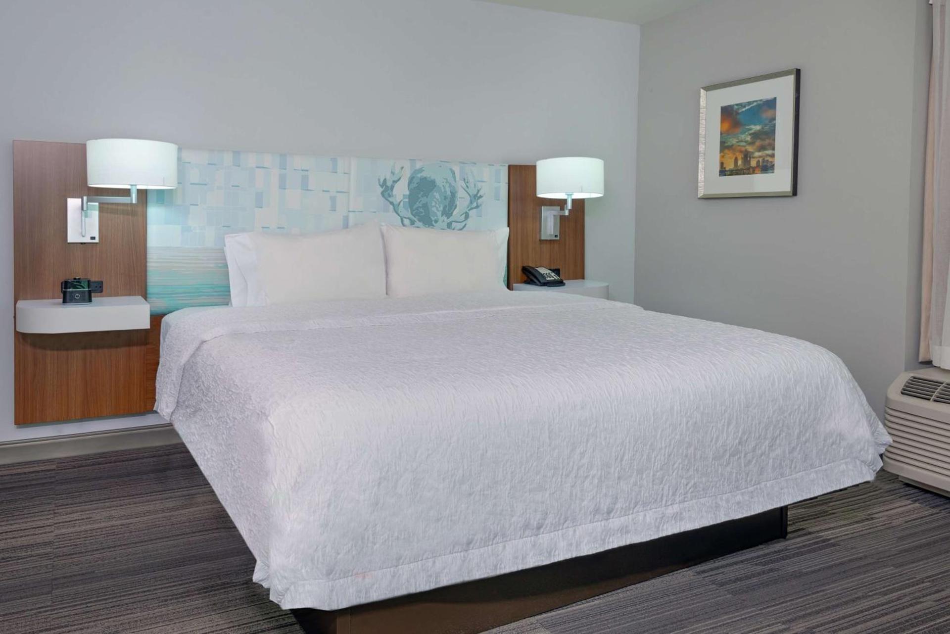 Hampton Inn & Suites Atlanta Buckhead Place photo 17