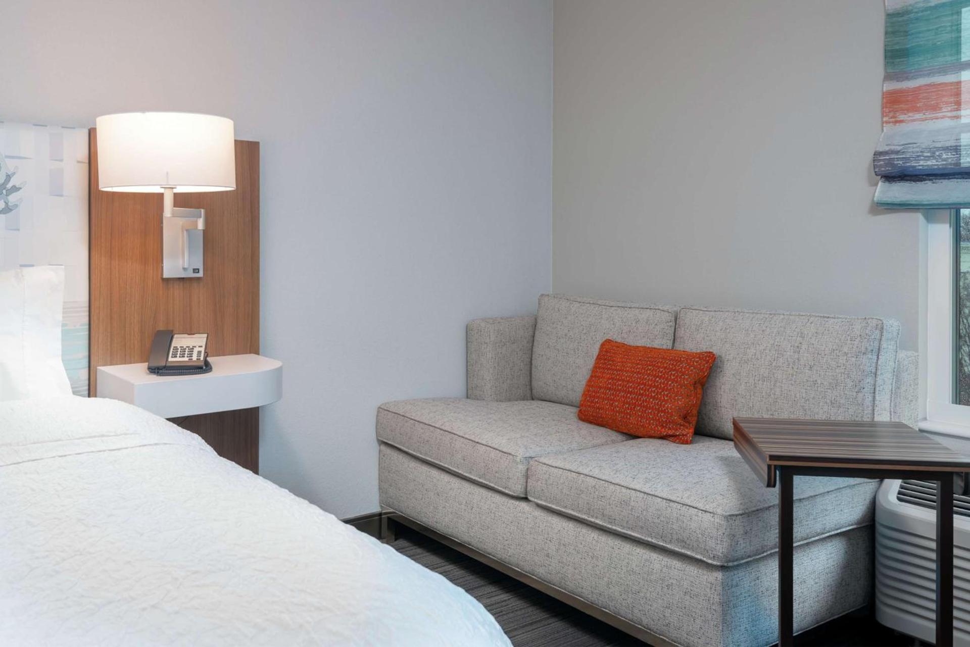 Hampton Inn & Suites Atlanta Buckhead Place photo 20