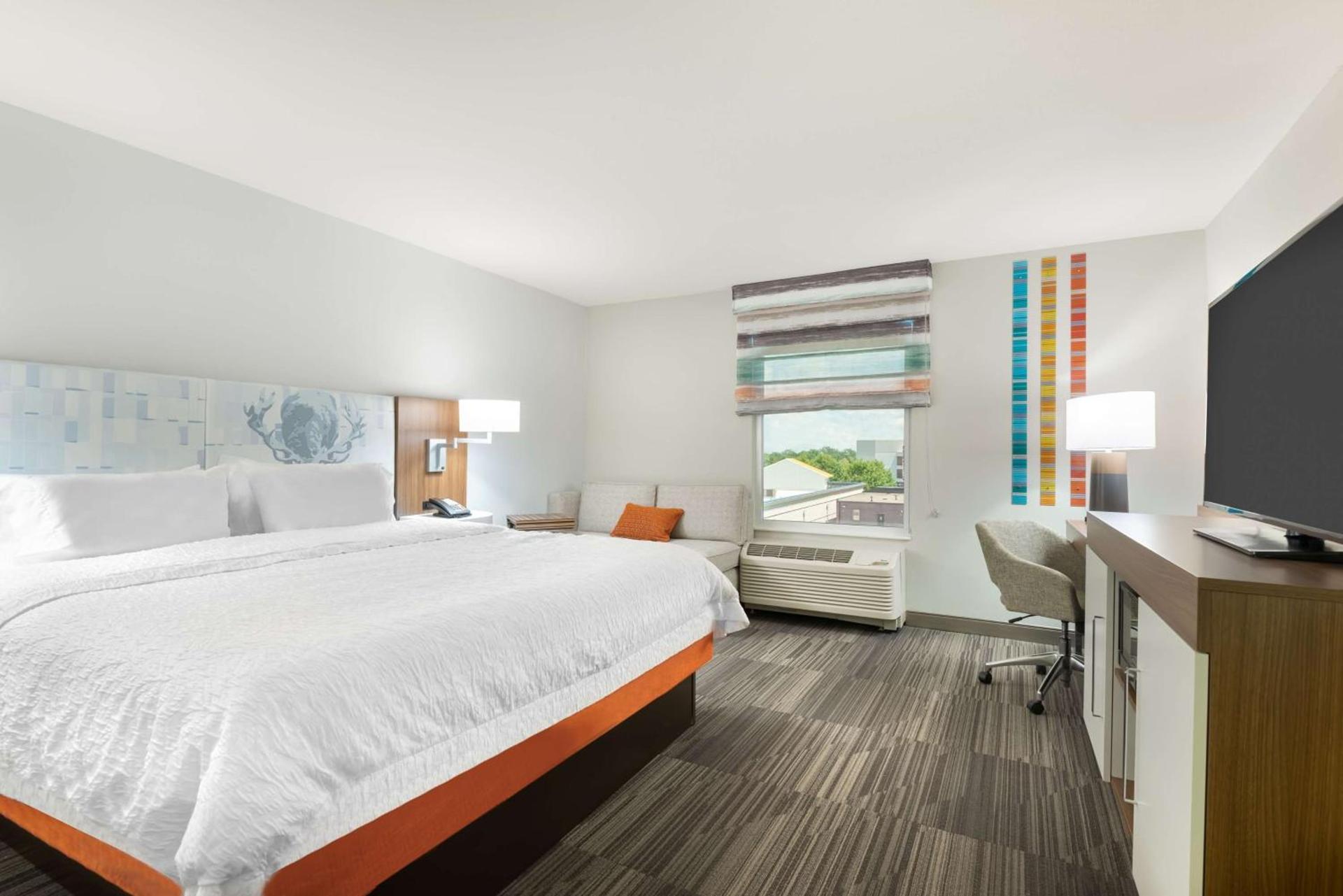 Hampton Inn & Suites Atlanta Buckhead Place photo 22