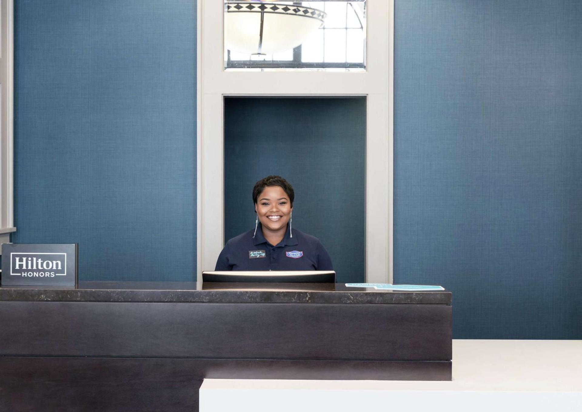 Hampton Inn & Suites Atlanta-Downtown photo 13