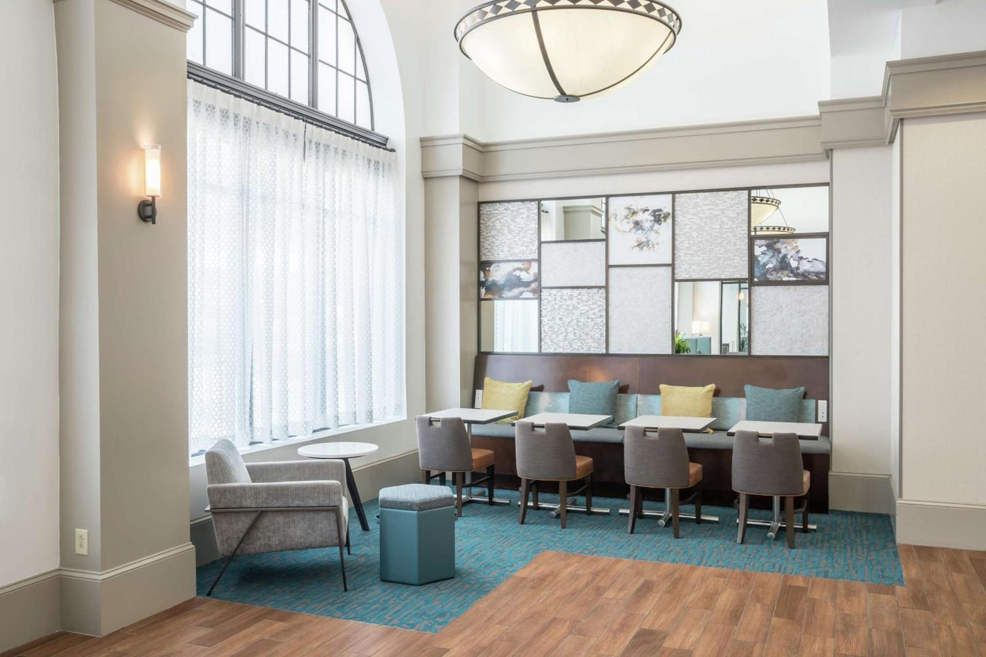 Hampton Inn & Suites Atlanta-Downtown photo 15