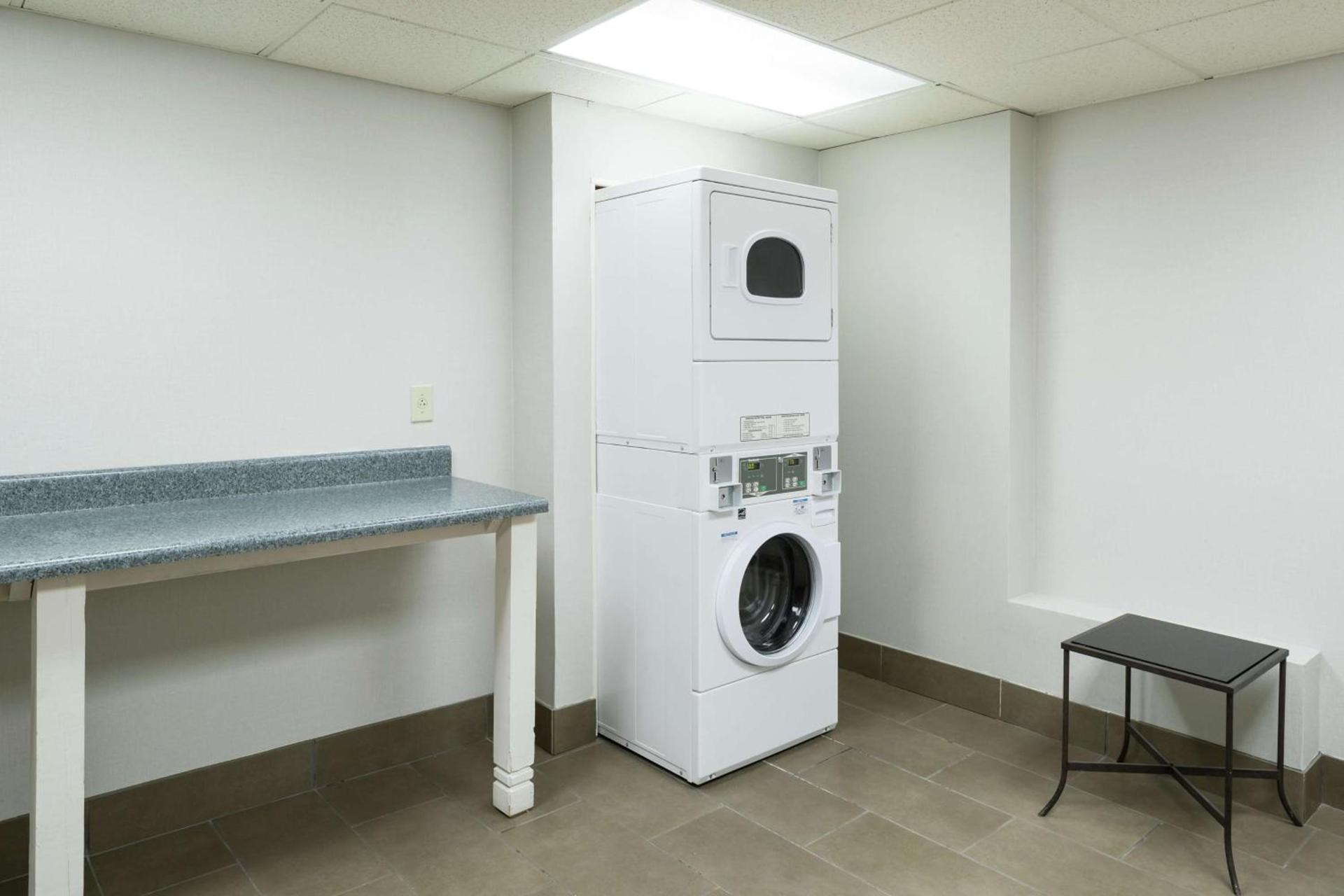 Hampton Inn & Suites Atlanta-Downtown photo 52