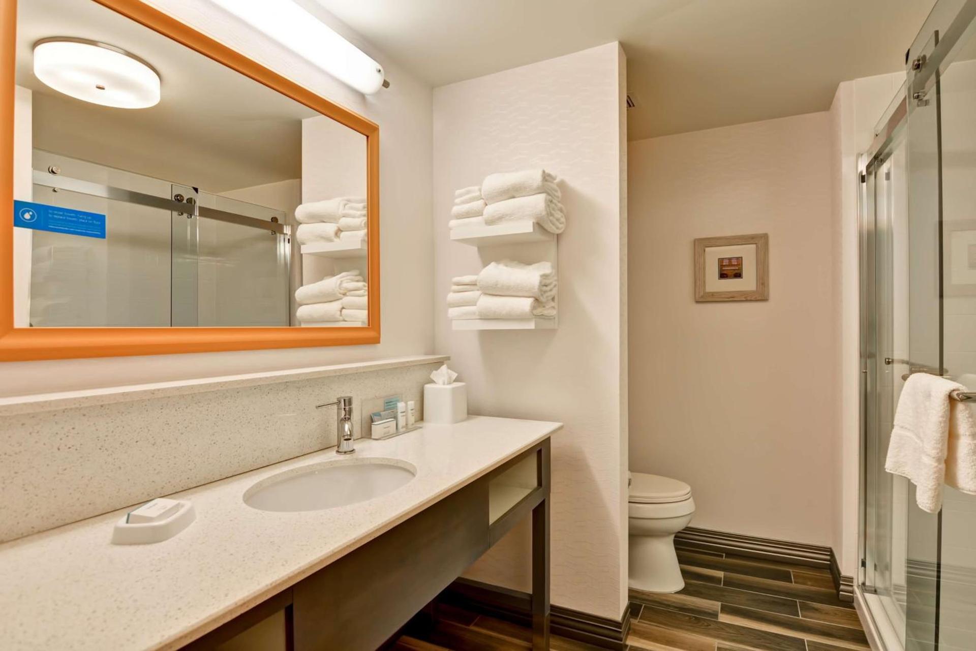 Hampton Inn Atlanta Kennesaw photo 17