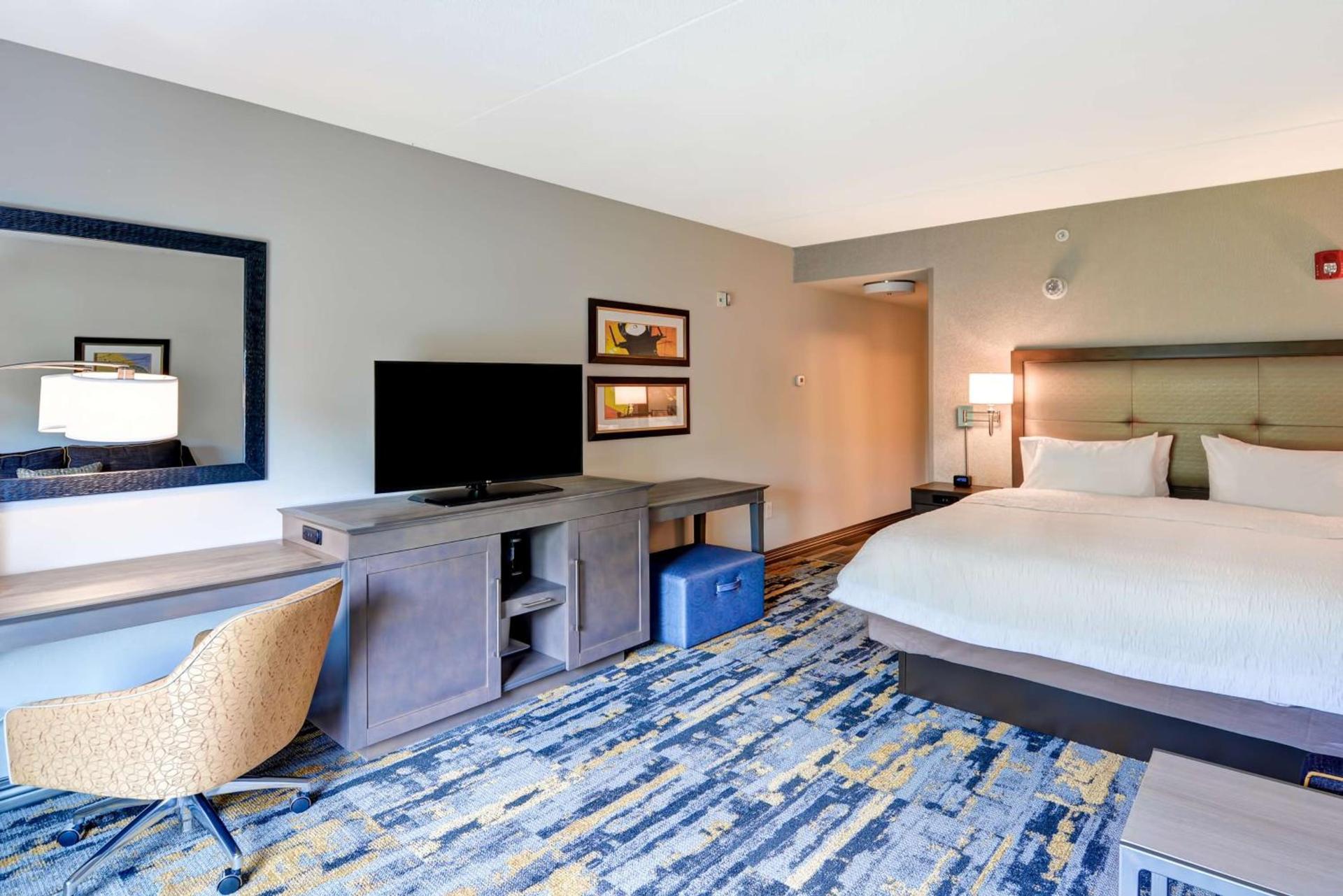 Hampton Inn Atlanta Kennesaw photo 20