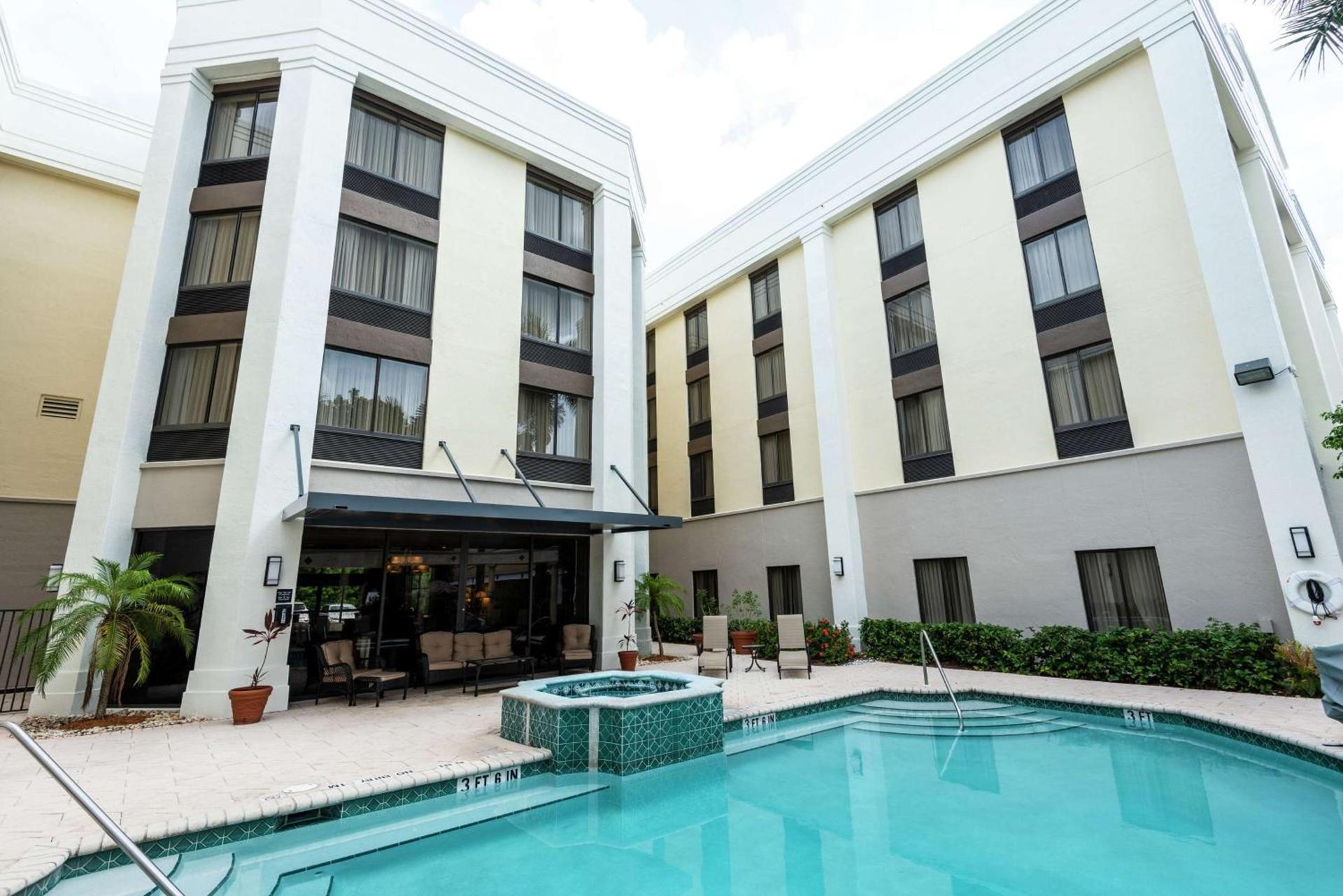 Hampton Inn Boca Raton photo 12