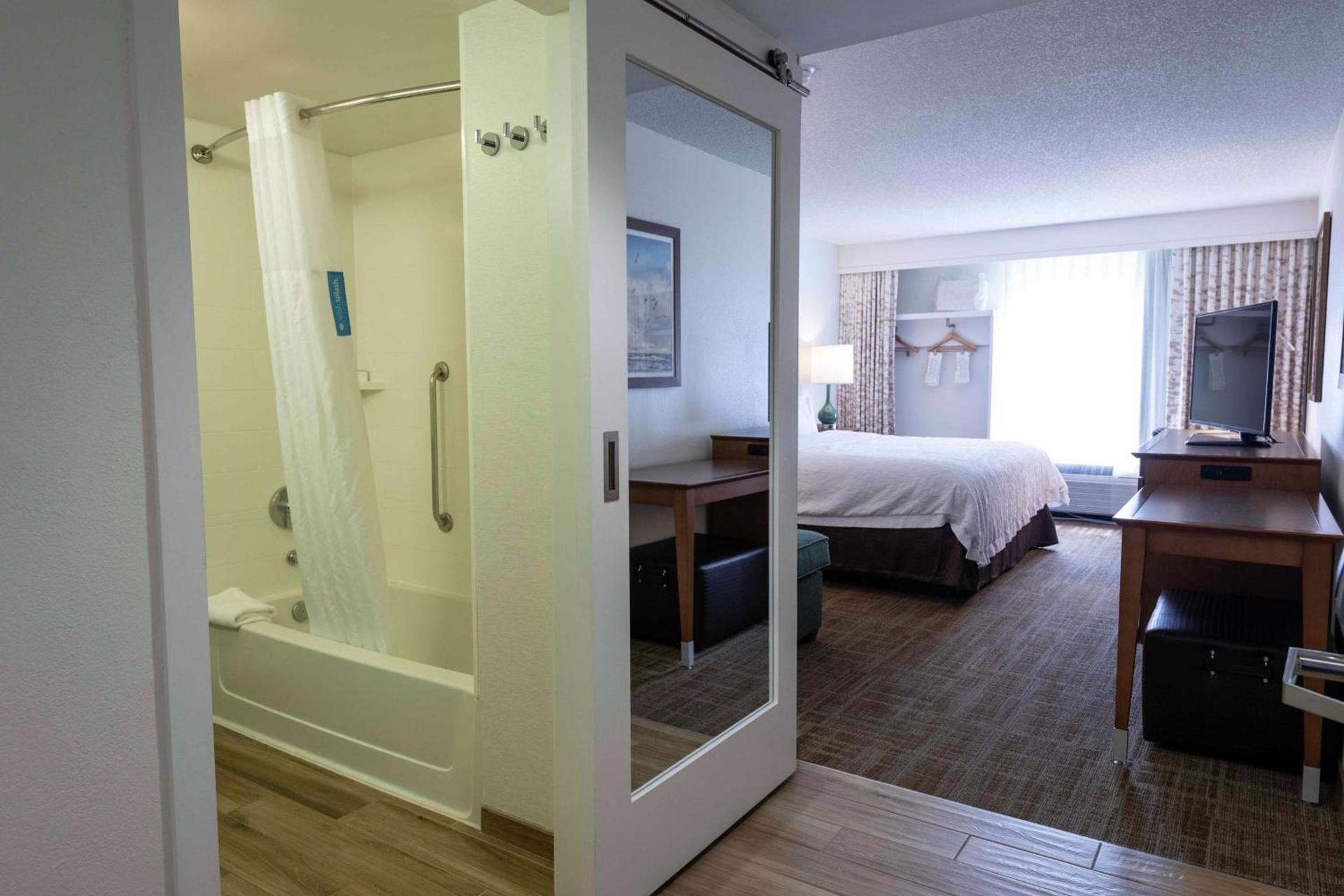 Hampton Inn Boca Raton photo 35