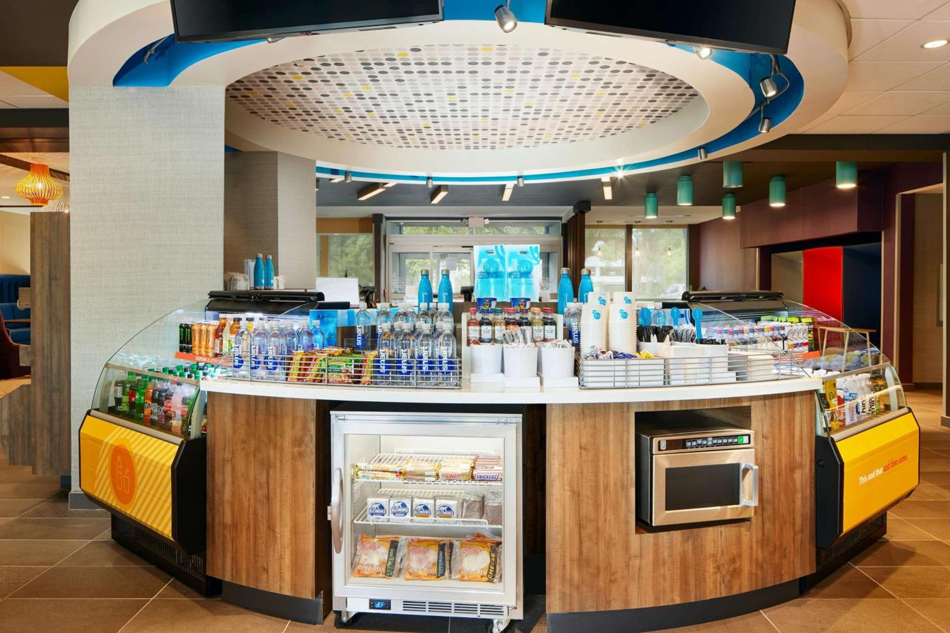 Tru By Hilton Charleston Airport photo 10