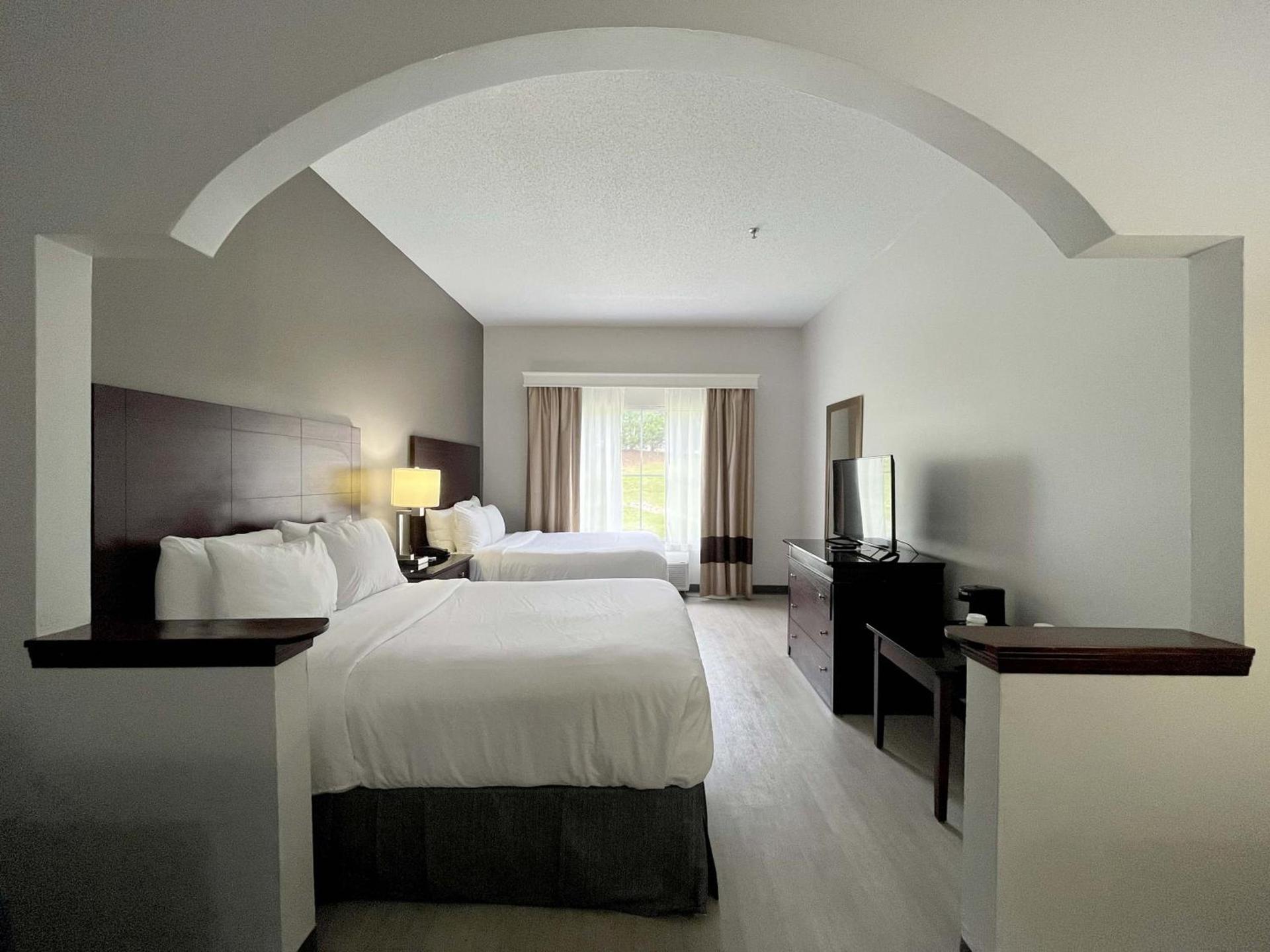 Comfort Suites Milledgeville photo 21