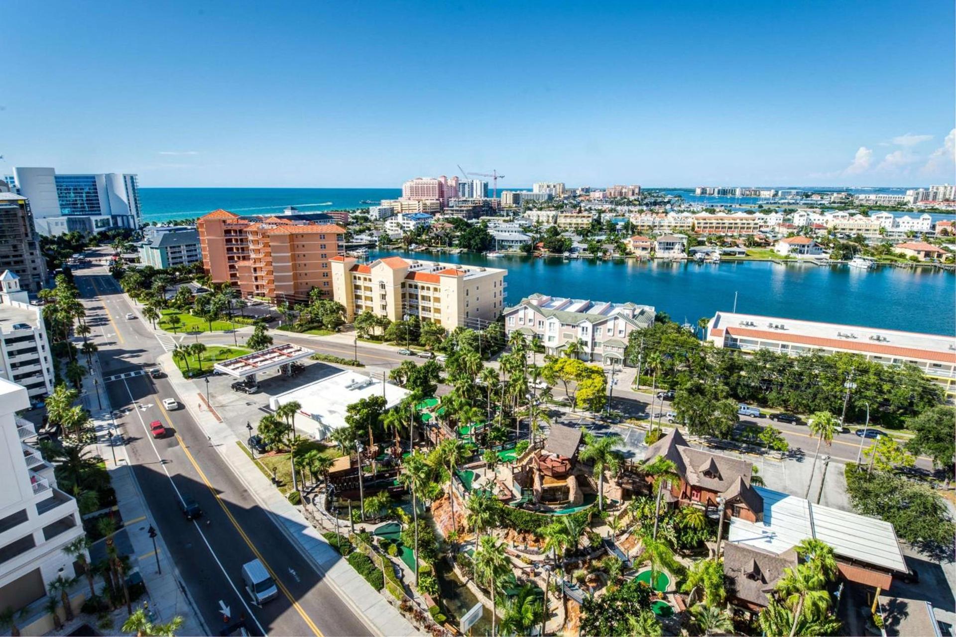 Hampton Inn and Suites Clearwater Beach photo 10