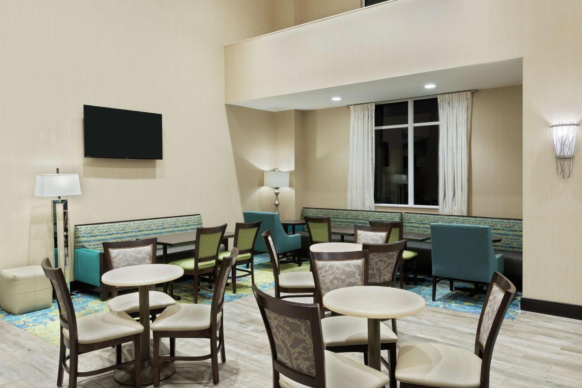 Hampton Inn and Suites Clearwater Beach photo 13