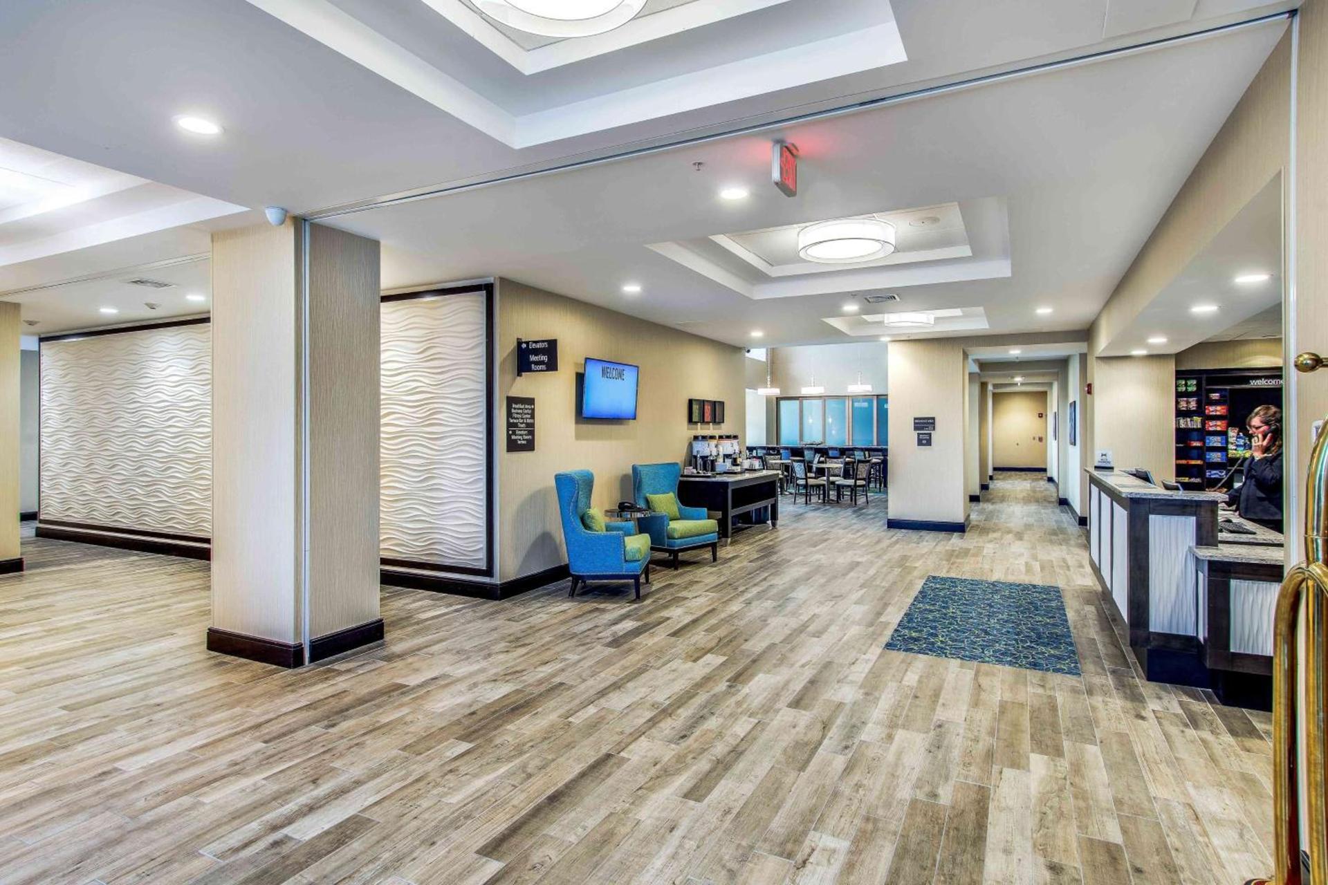 Hampton Inn and Suites Clearwater Beach photo 14