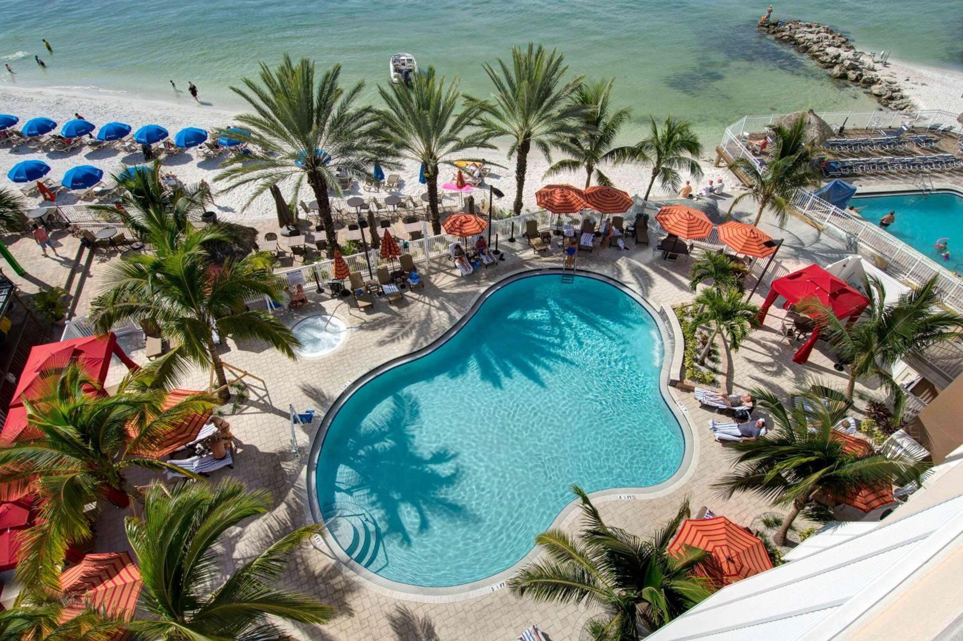 Hampton Inn and Suites Clearwater Beach photo 18