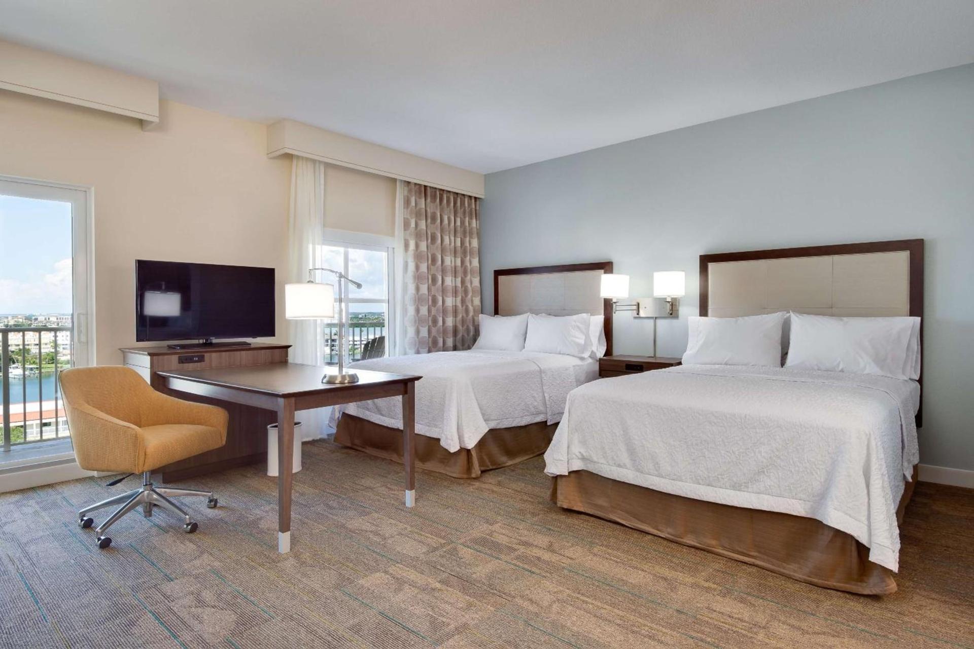 Hampton Inn and Suites Clearwater Beach photo 34