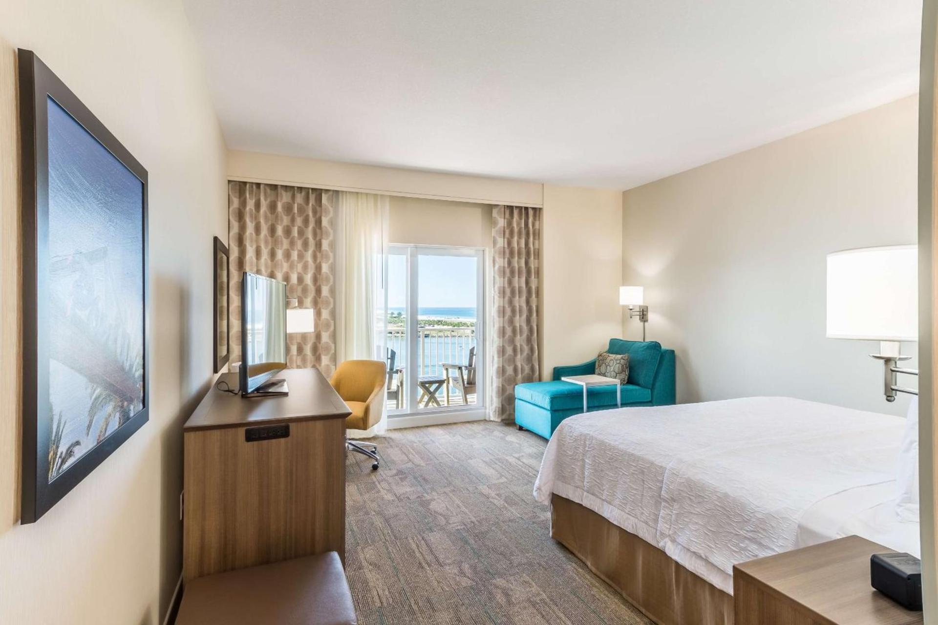 Hampton Inn and Suites Clearwater Beach photo 33