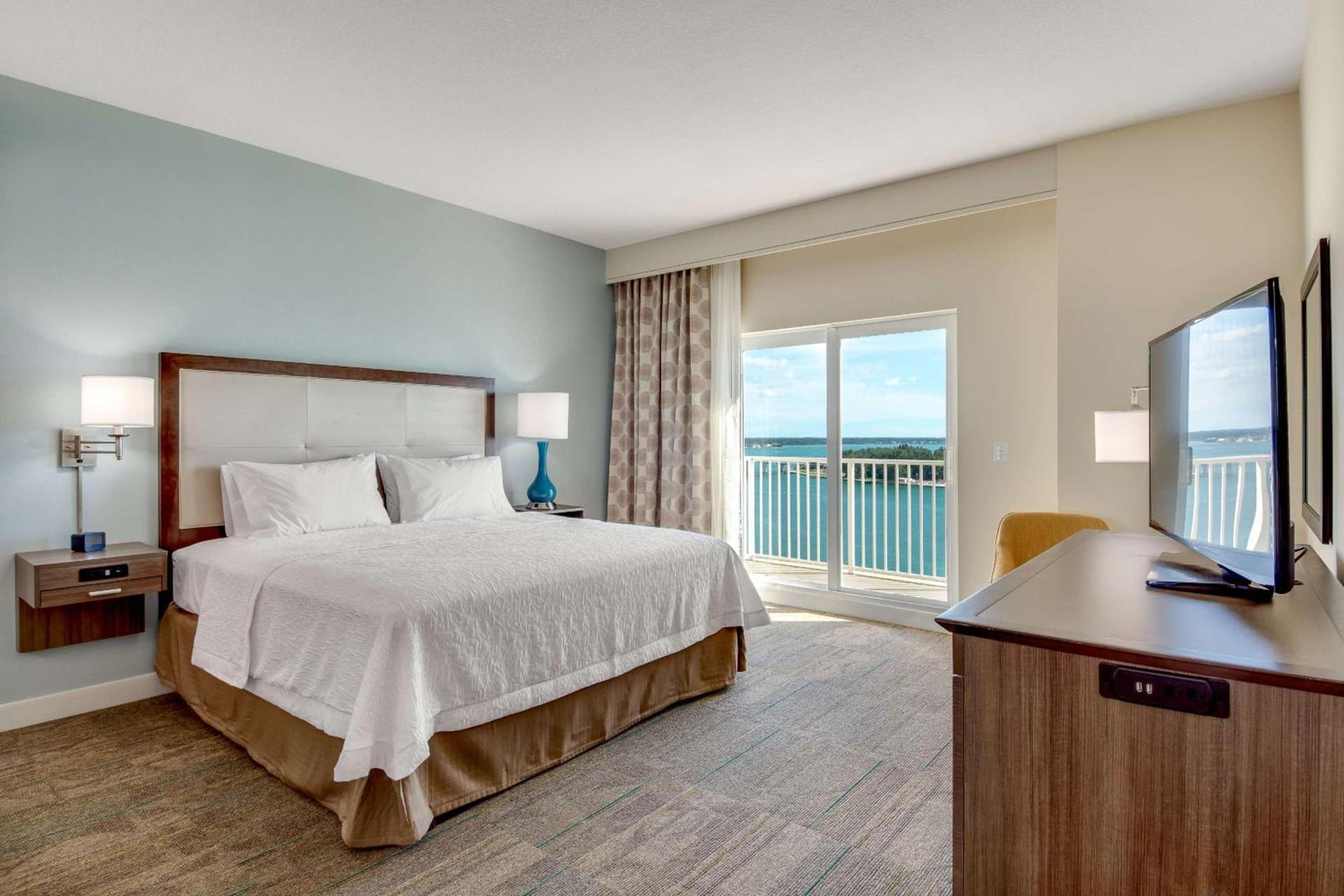 Hampton Inn and Suites Clearwater Beach photo 39
