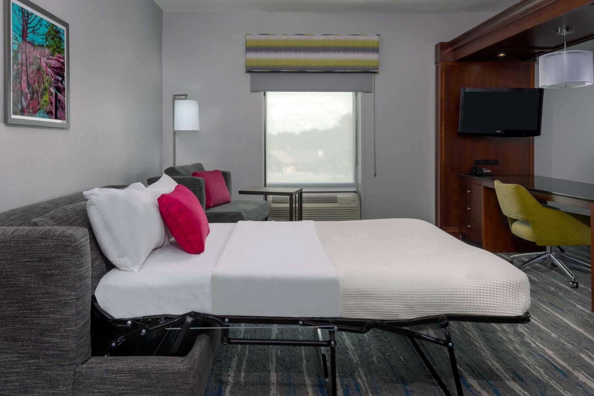 Hampton Inn & Suites Winston-Salem/University Area photo 14