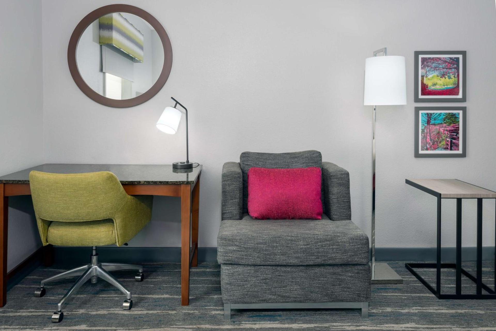 Hampton Inn & Suites Winston-Salem/University Area photo 17