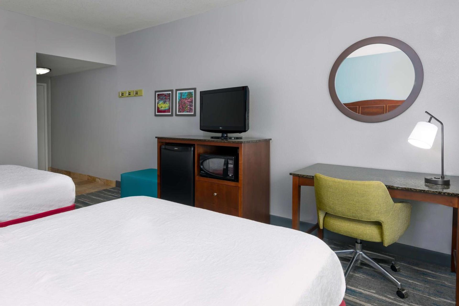 Hampton Inn & Suites Winston-Salem/University Area photo 23