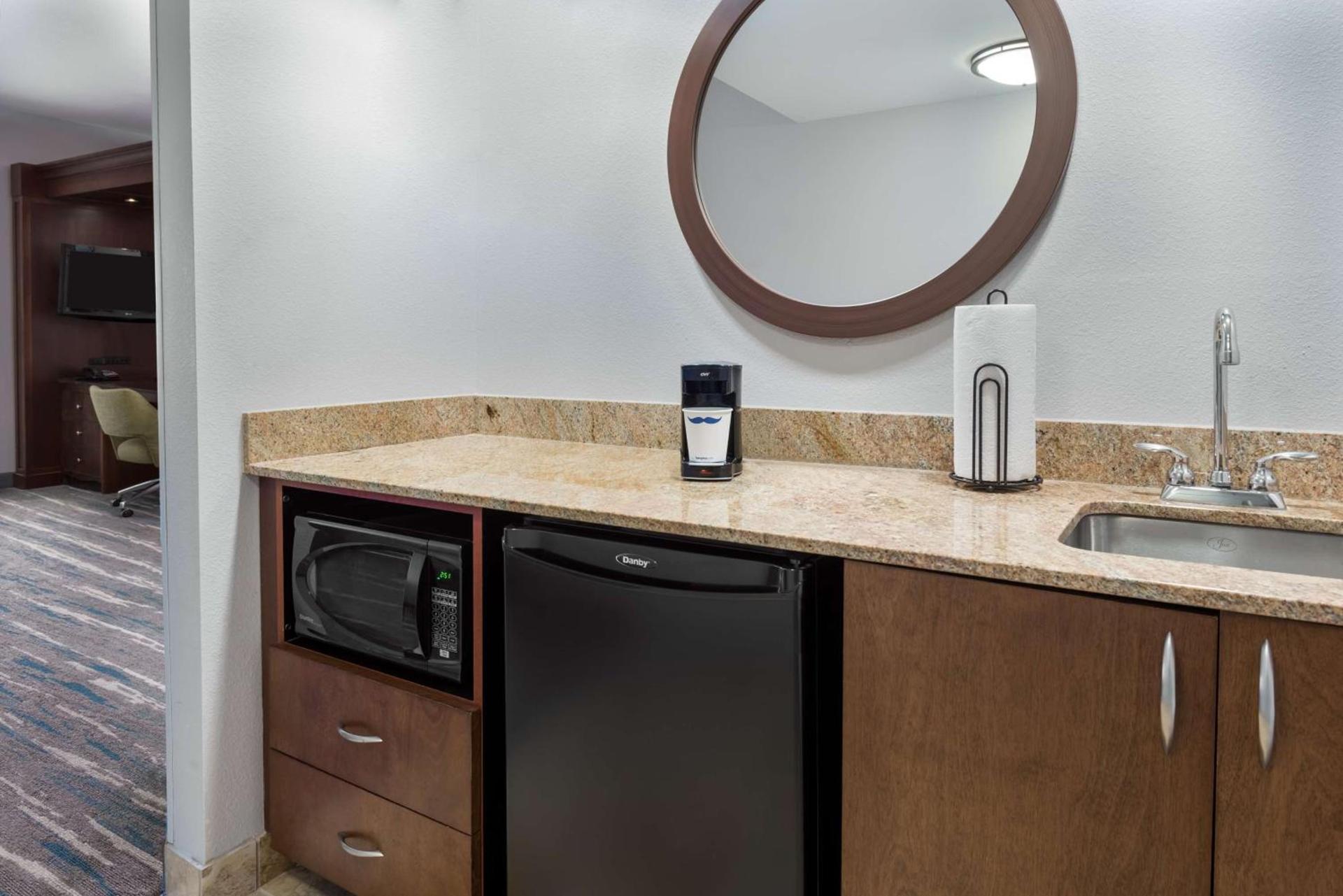 Hampton Inn & Suites Winston-Salem/University Area photo 28