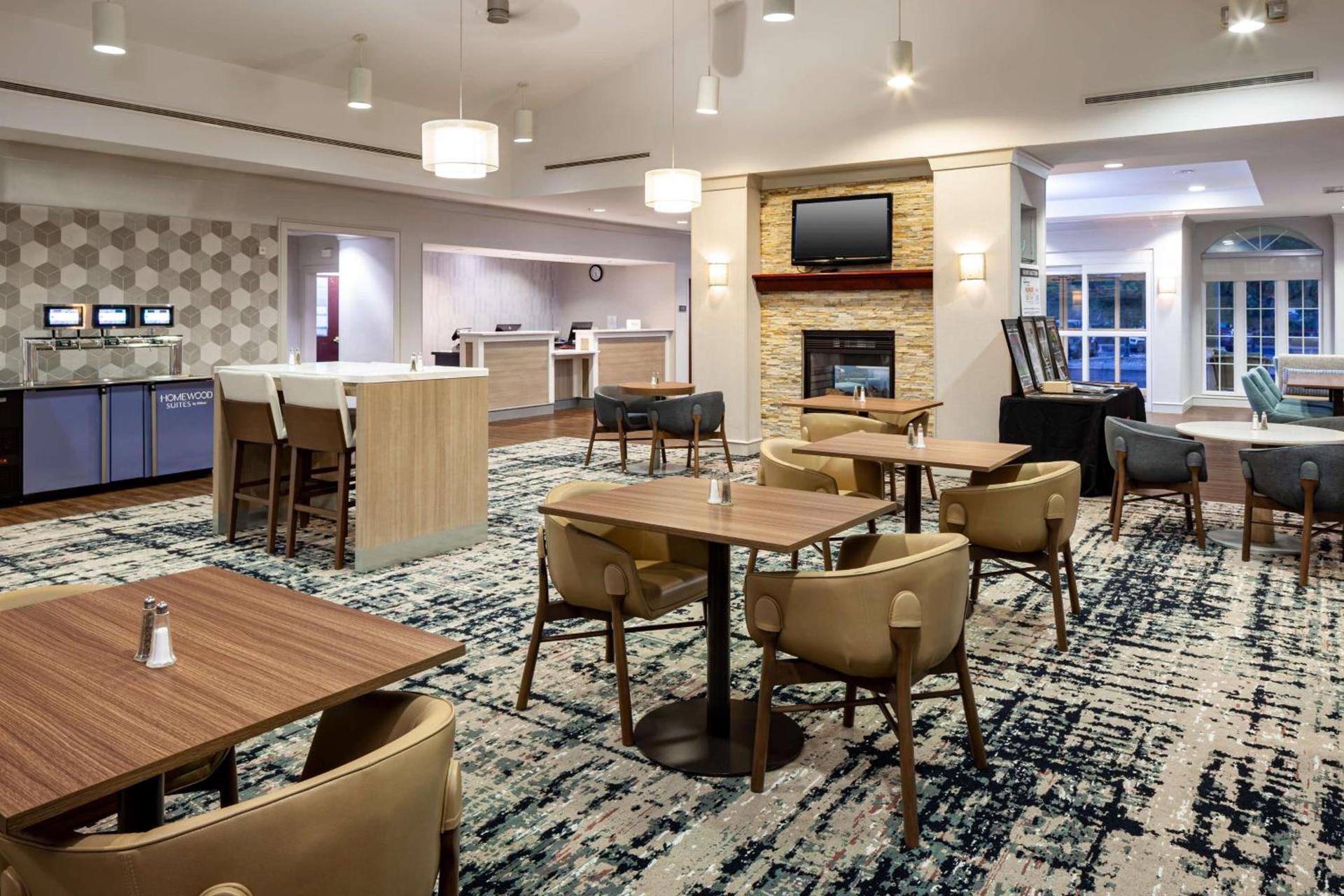 Homewood Suites by Hilton Jacksonville-South/St. Johns Ctr. photo 11
