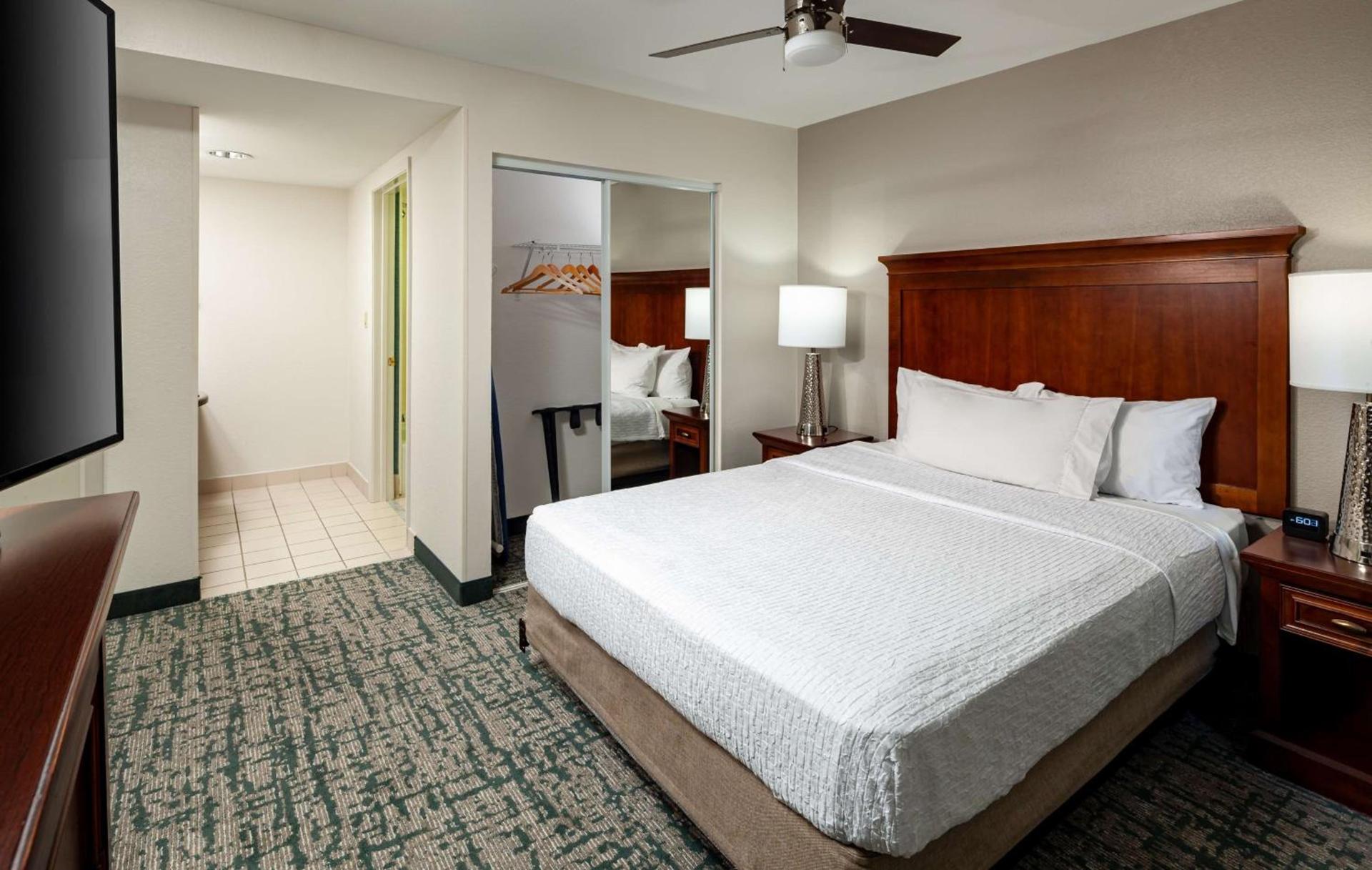 Homewood Suites by Hilton Jacksonville-South/St. Johns Ctr. photo 21