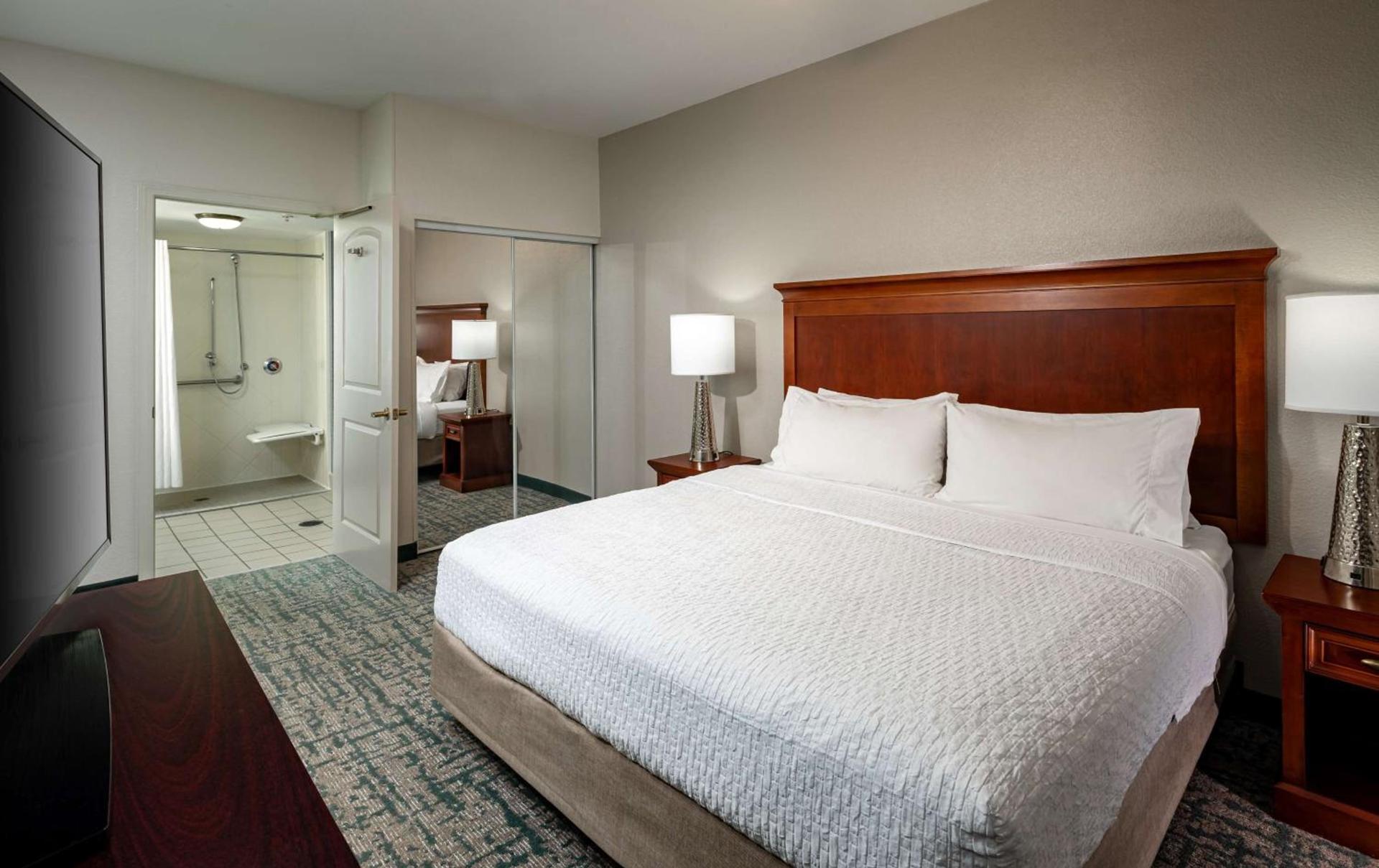 Homewood Suites by Hilton Jacksonville-South/St. Johns Ctr. photo 28