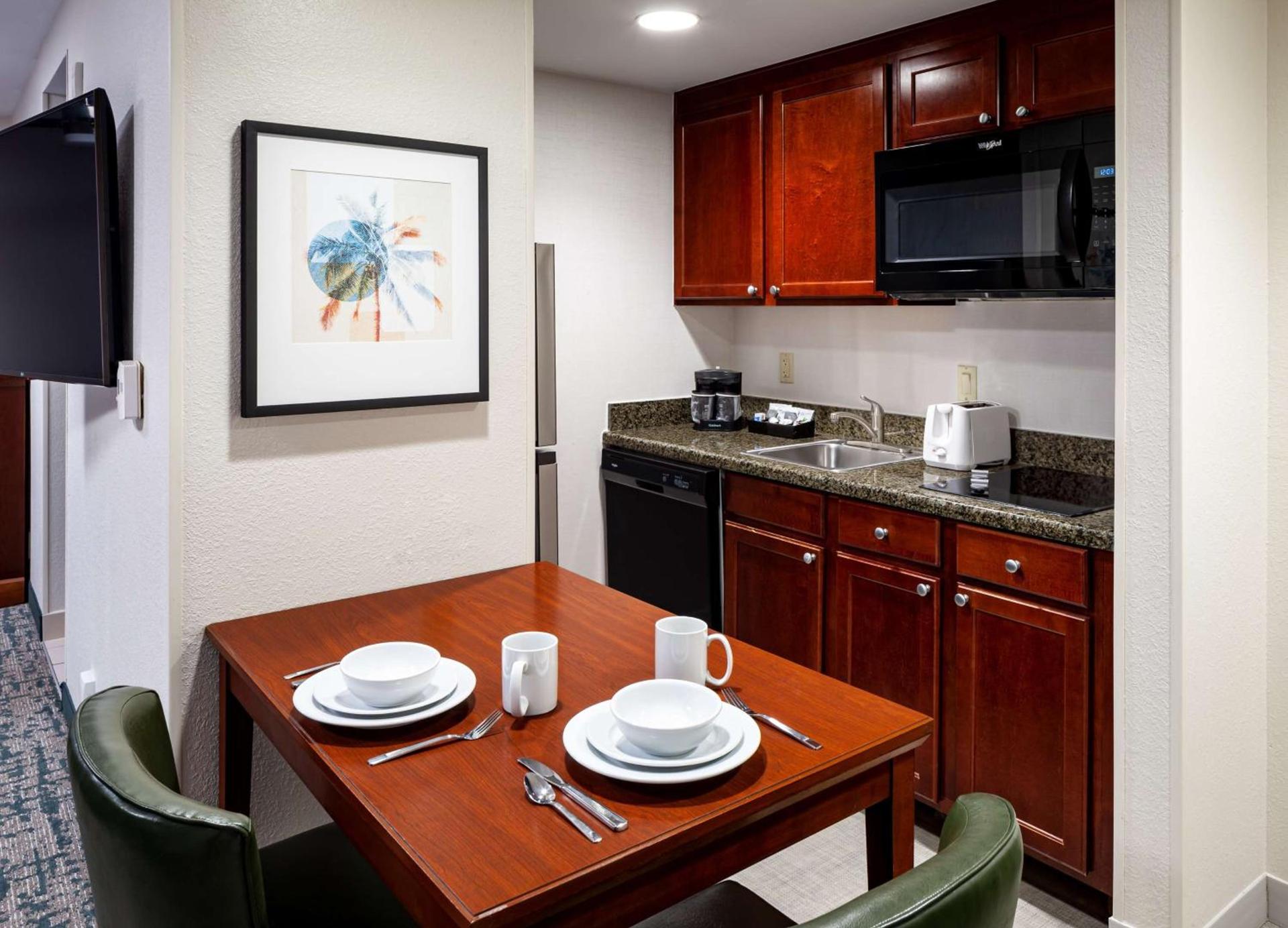 Homewood Suites by Hilton Jacksonville-South/St. Johns Ctr. photo 44