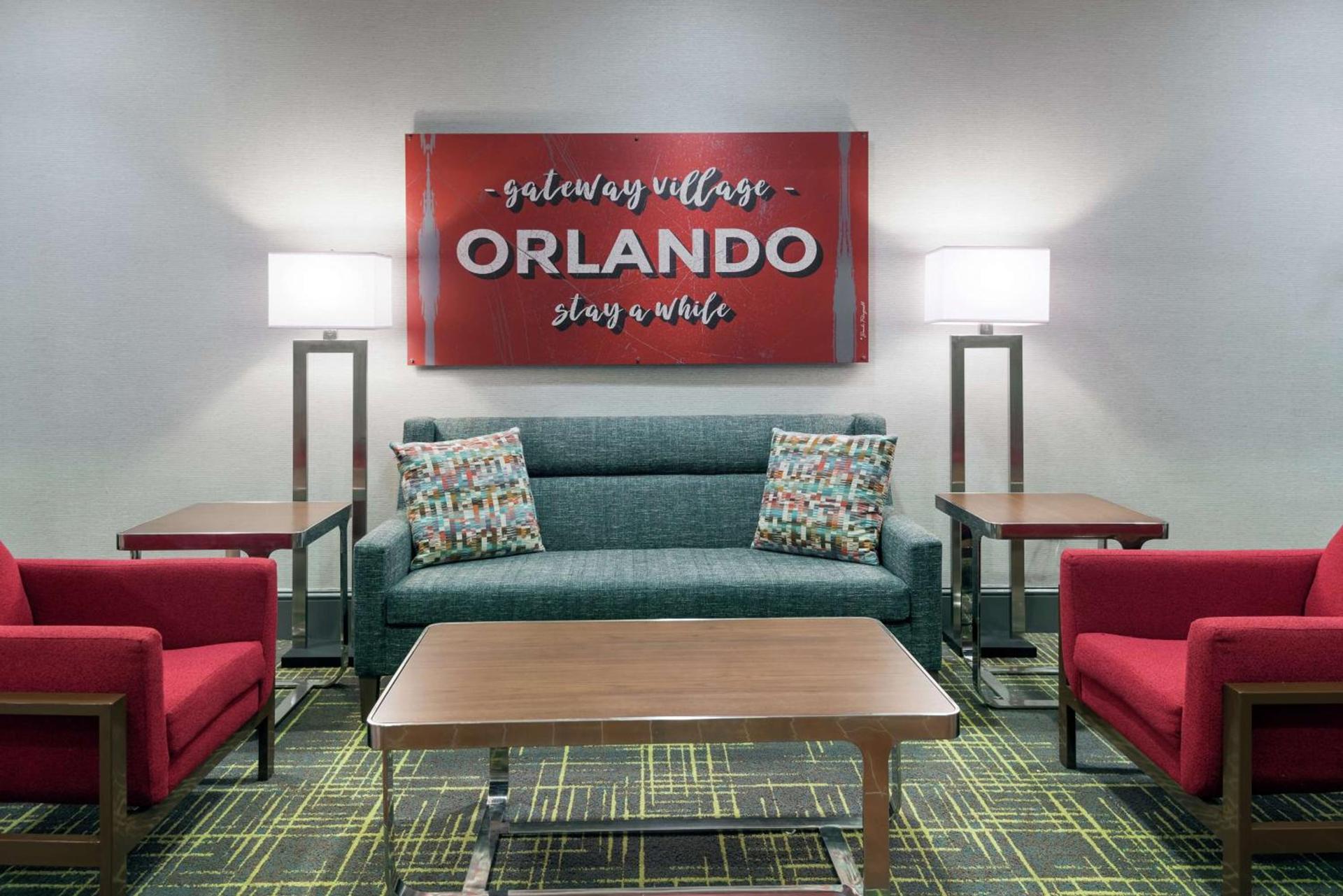 Hampton Inn & Suites Orlando Airport at Gateway Village photo 7