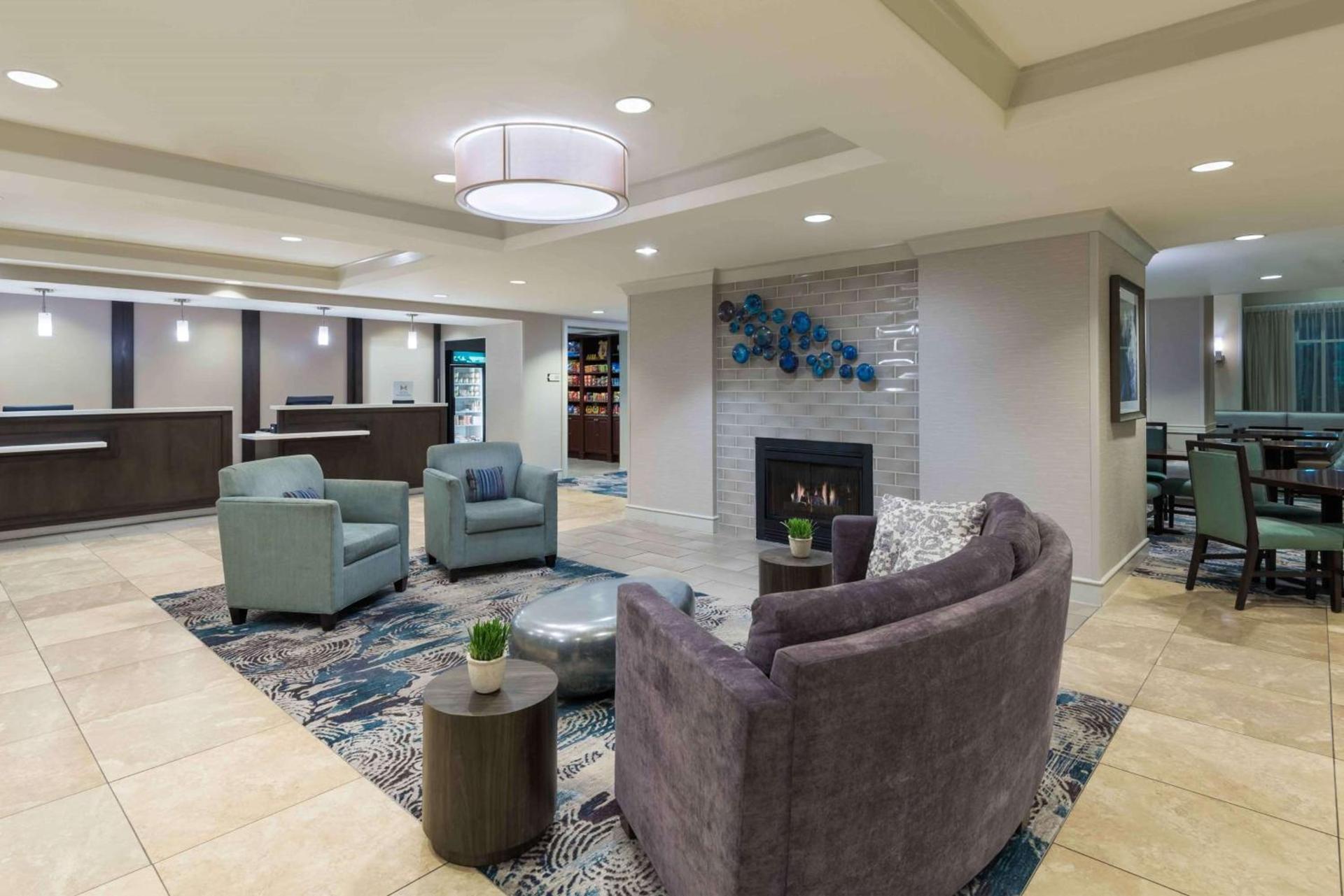 Homewood Suites by Hilton Tampa Airport - Westshore photo 2