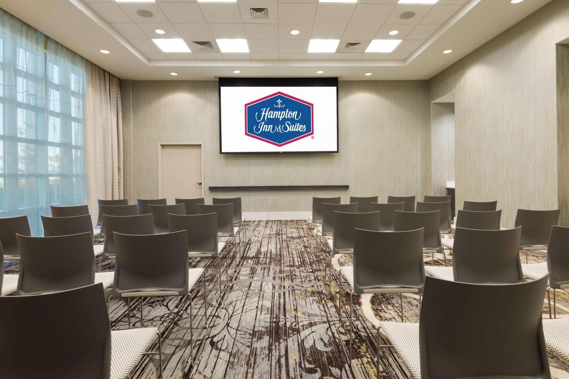 Hampton Inn & Suites Tampa Airport Avion Park Westshore photo 29