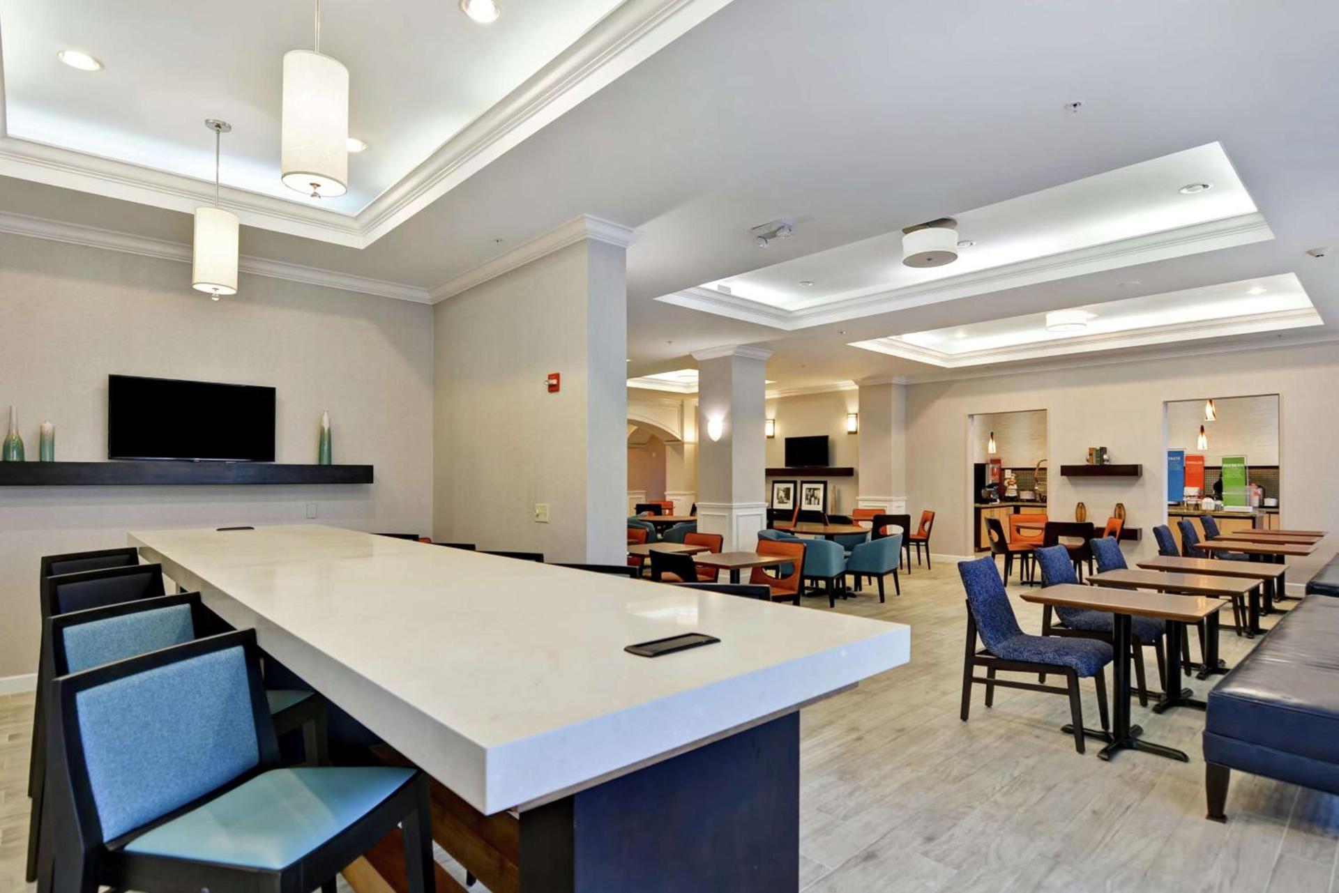 Hampton Inn Palm Beach Gardens photo 11