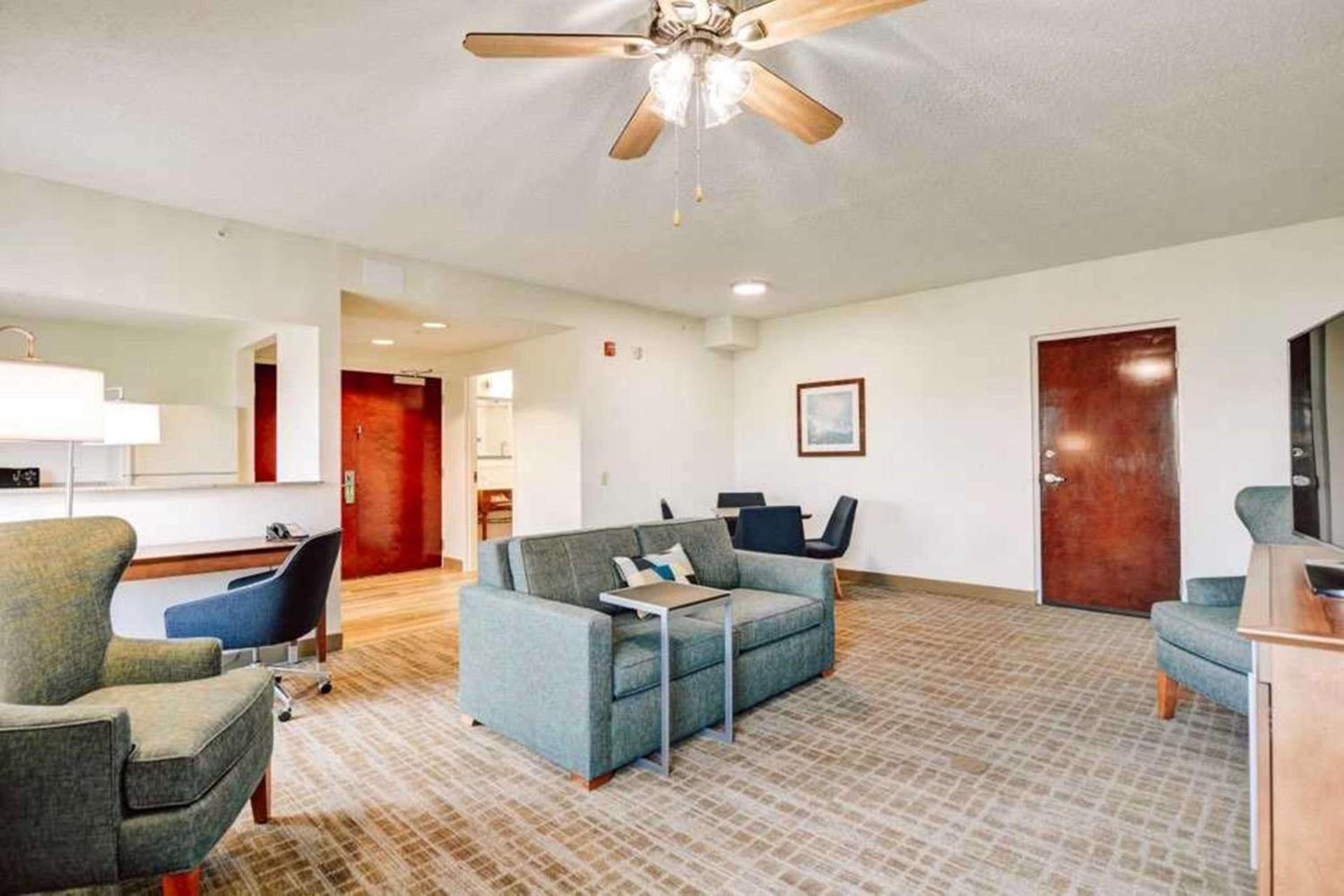 Hampton Inn Palm Beach Gardens photo 19