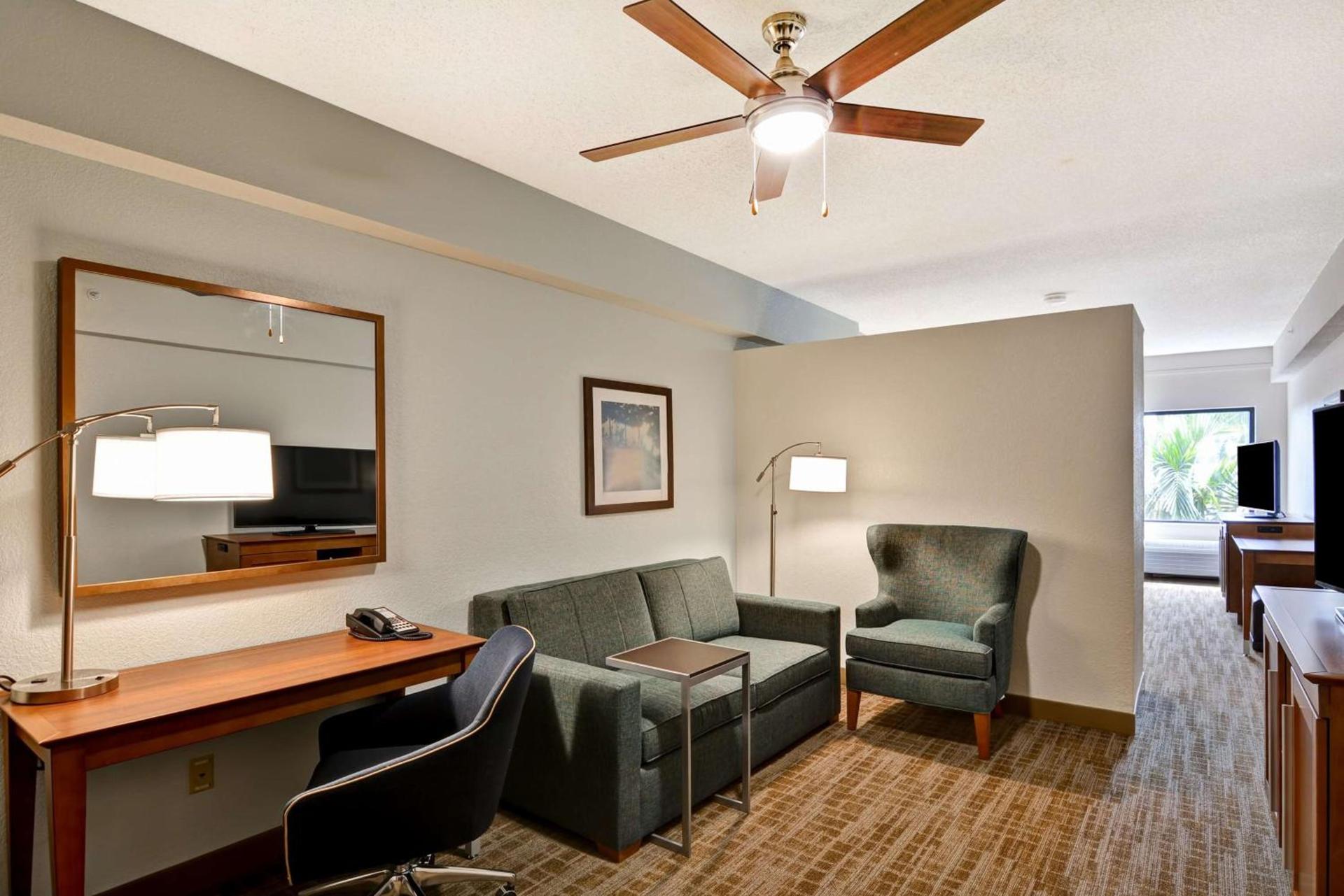 Hampton Inn Palm Beach Gardens photo 29