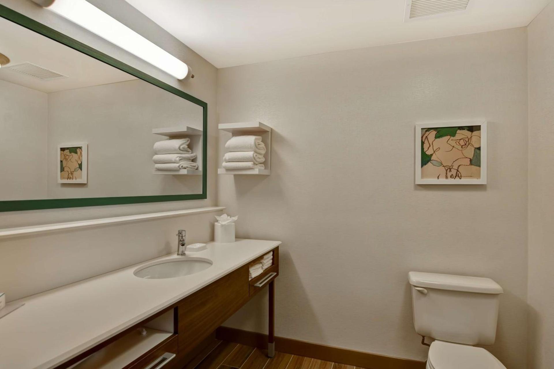 Hampton Inn Palm Beach Gardens photo 35