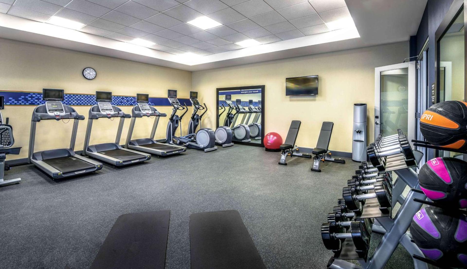 Hampton Inn & Suites Tallahassee Capitol-University photo 16