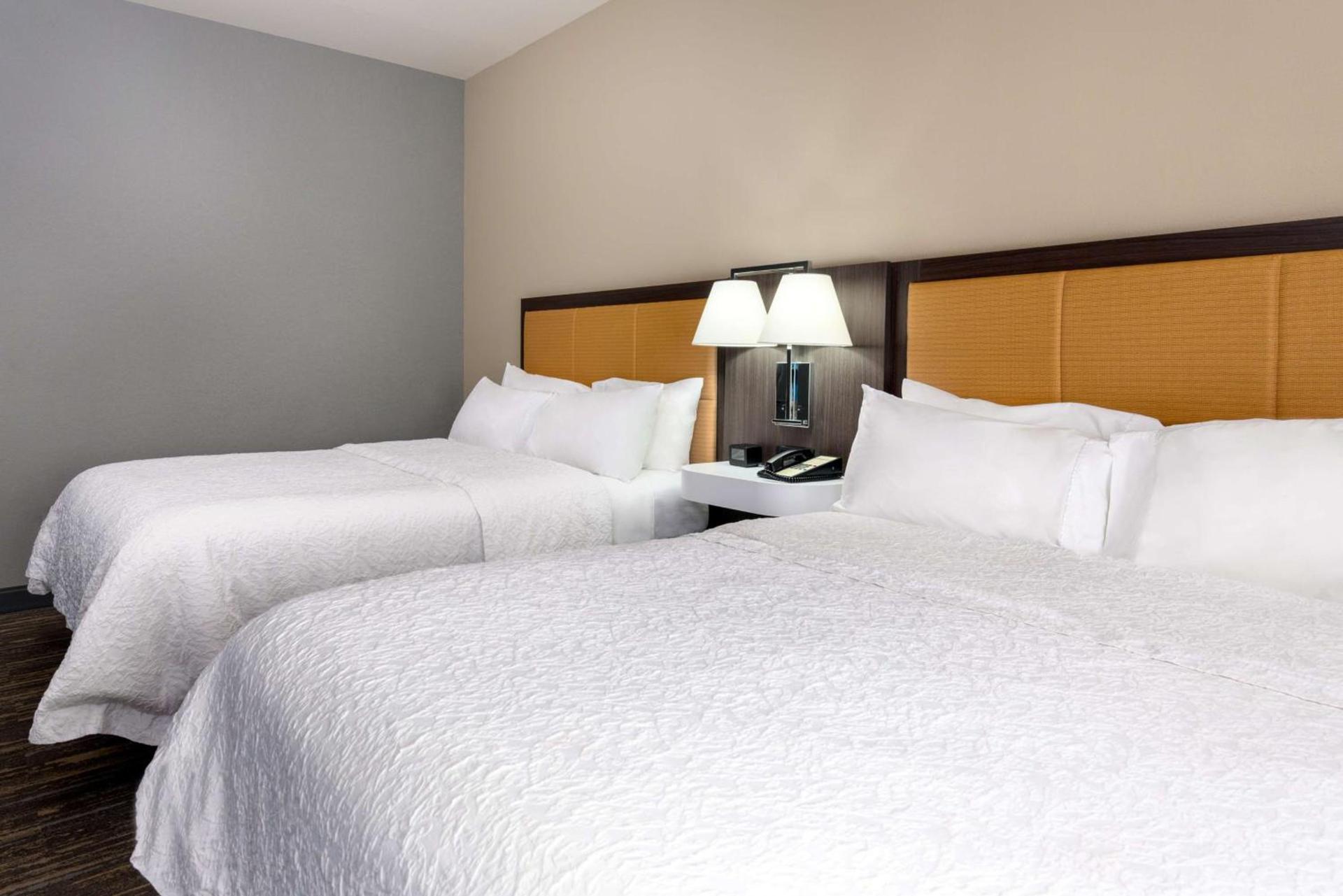Hampton Inn & Suites Tallahassee Capitol-University photo 26