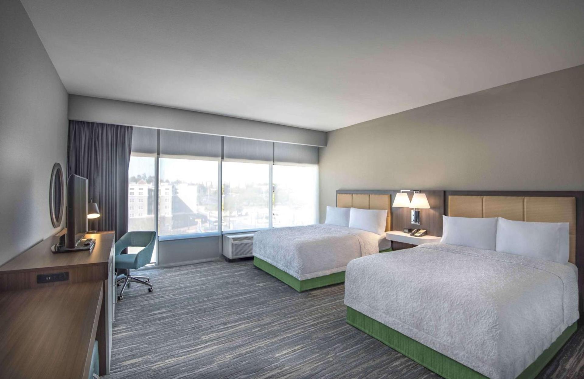Hampton Inn & Suites Tallahassee Capitol-University photo 39
